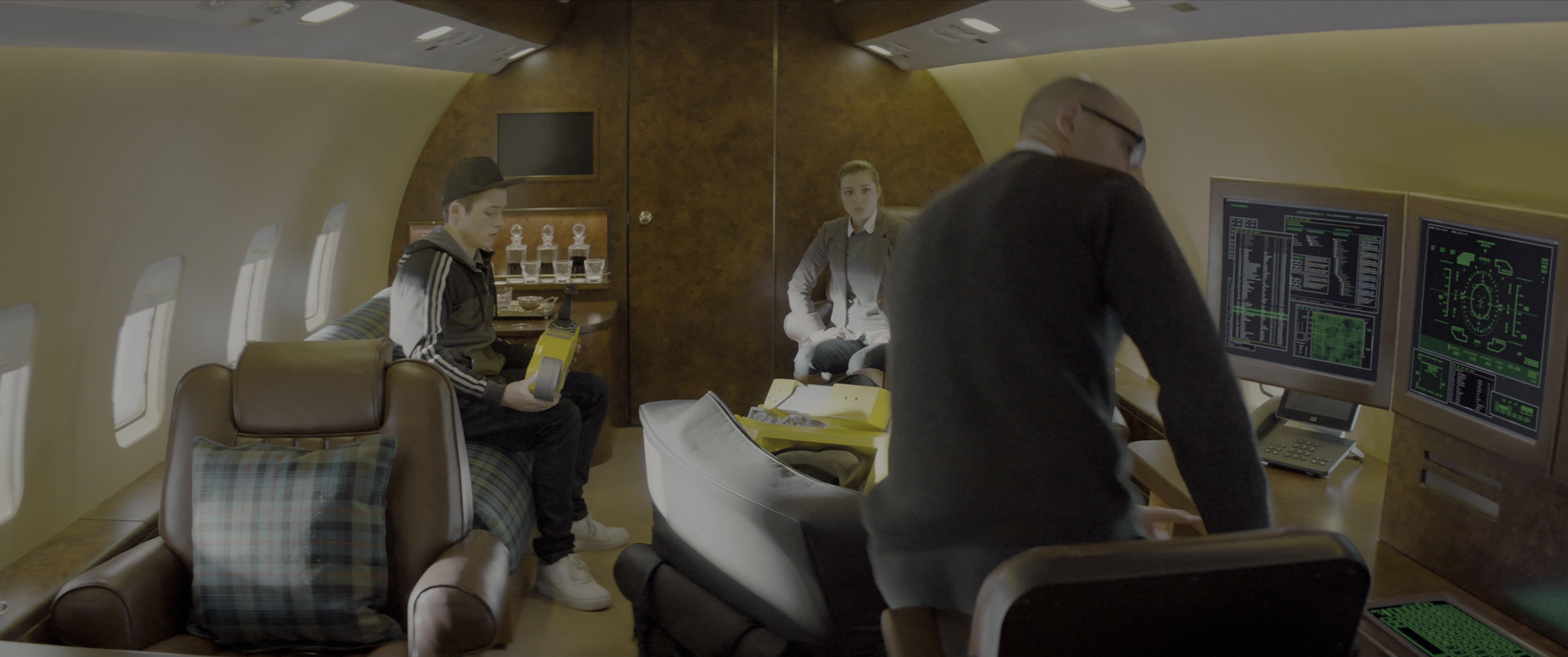 Kingsman: The Secret Service (2015), wide, 2.39:1 — film still