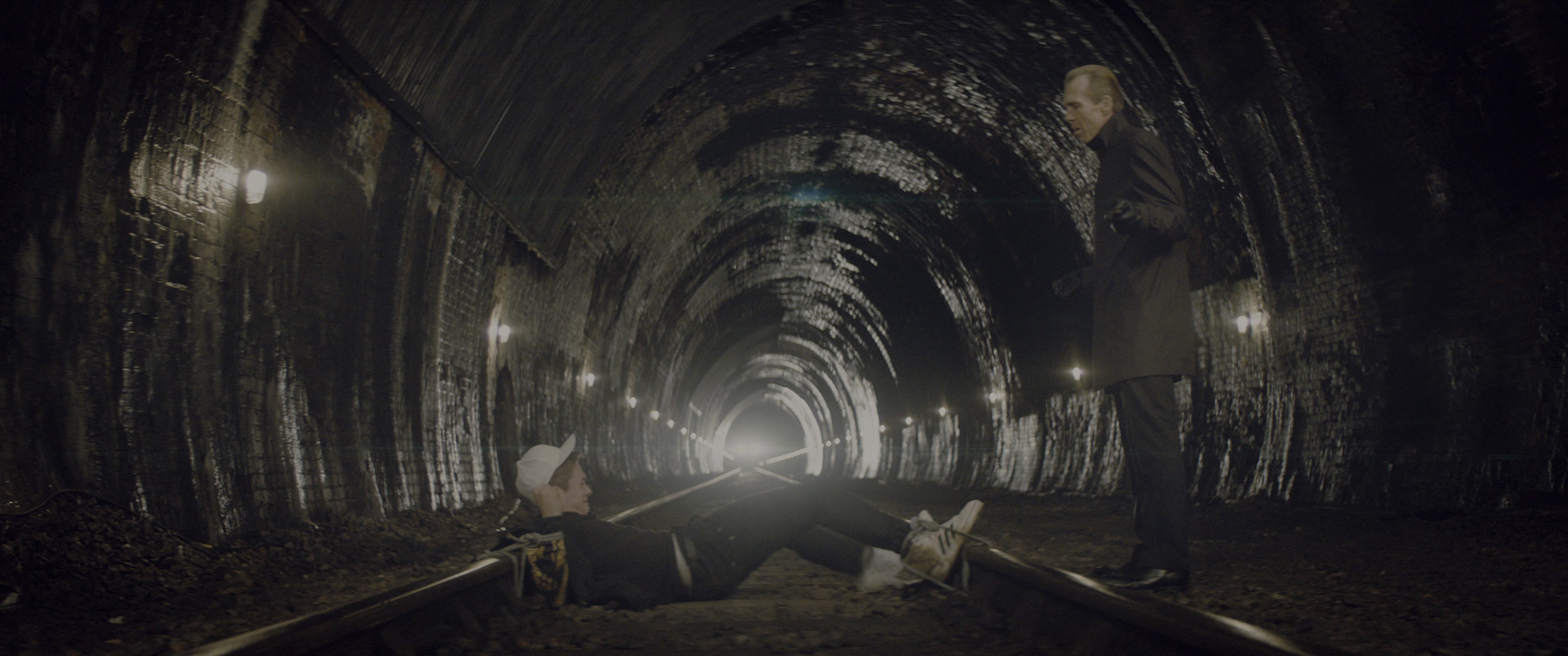Kingsman: The Secret Service (2015), wide, 2.39:1 — film still