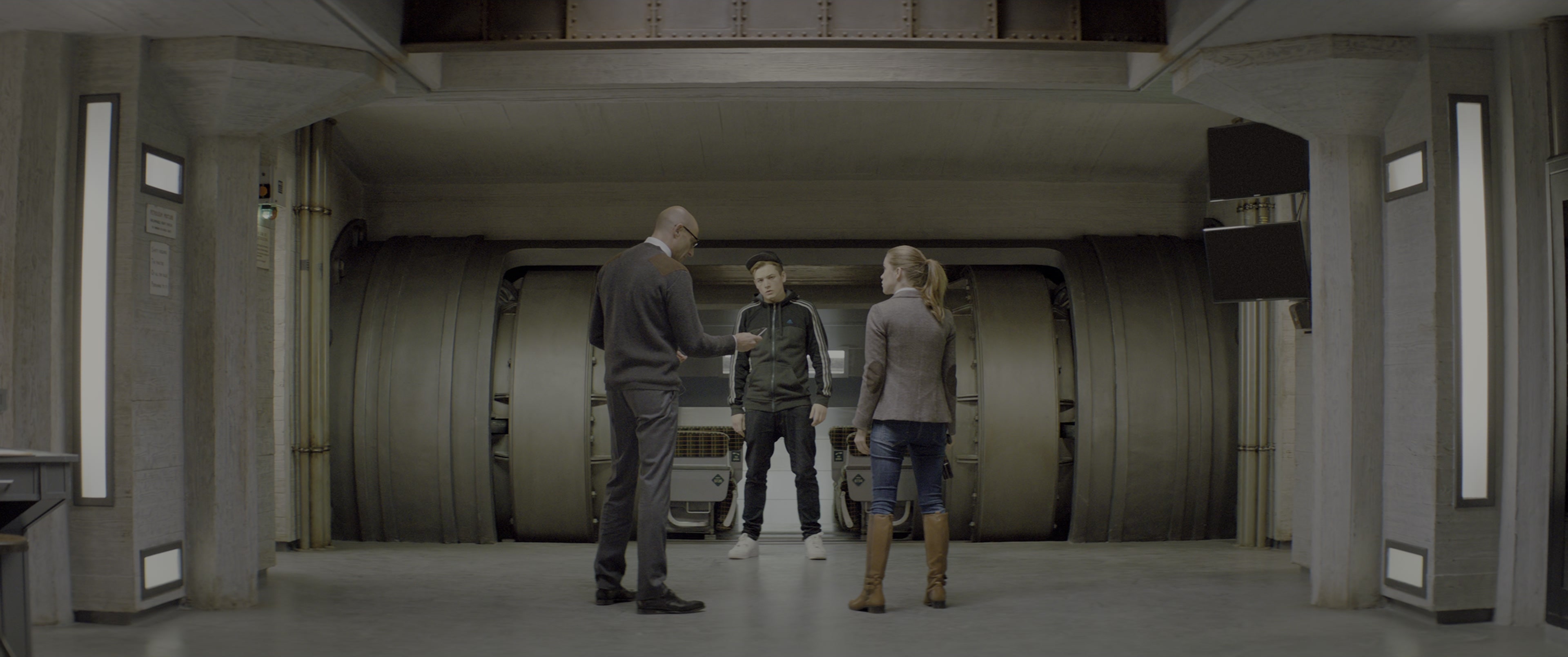 Kingsman: The Secret Service (2015), wide, 2.39:1 — film still