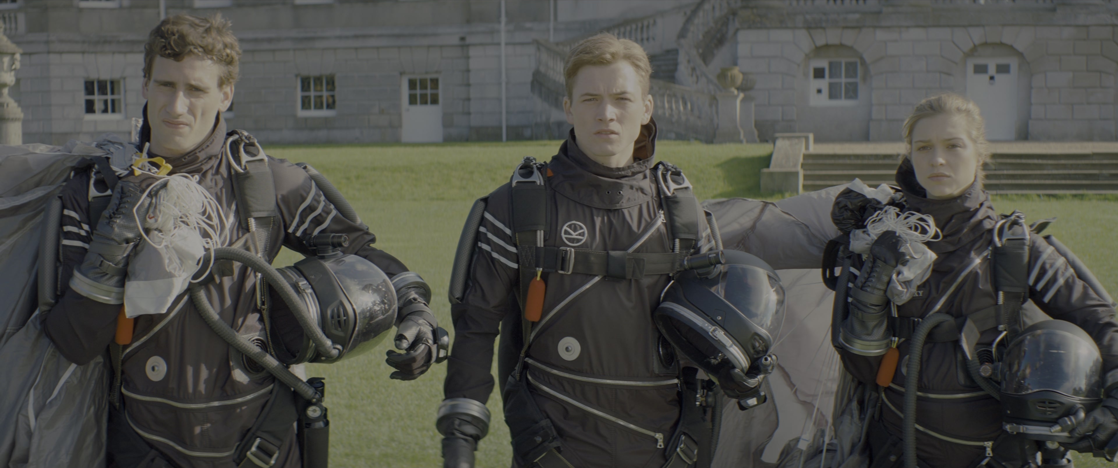 Kingsman: The Secret Service (2015), wide, 2.39:1 — film still