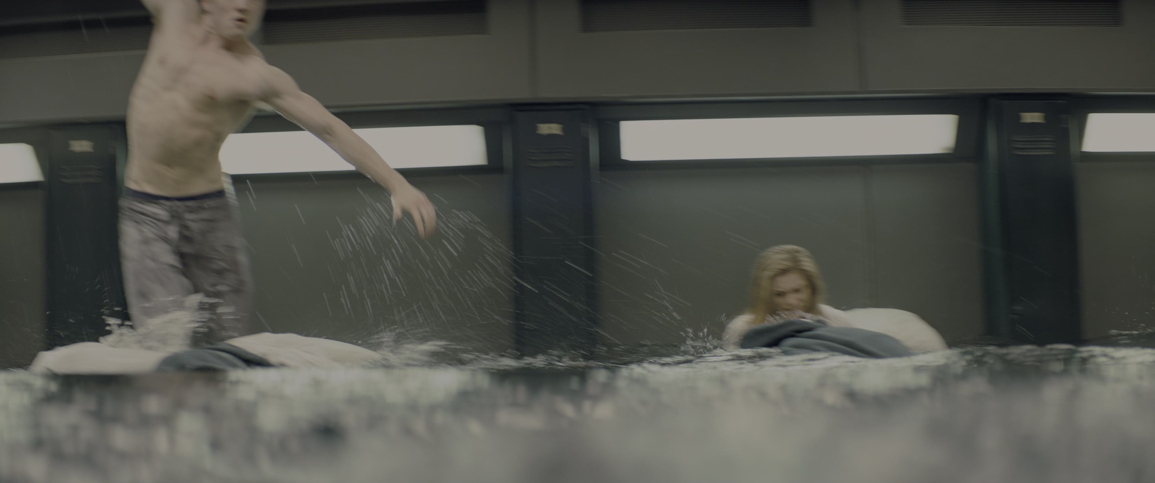 Kingsman: The Secret Service (2015), wide, 2.39:1 — film still