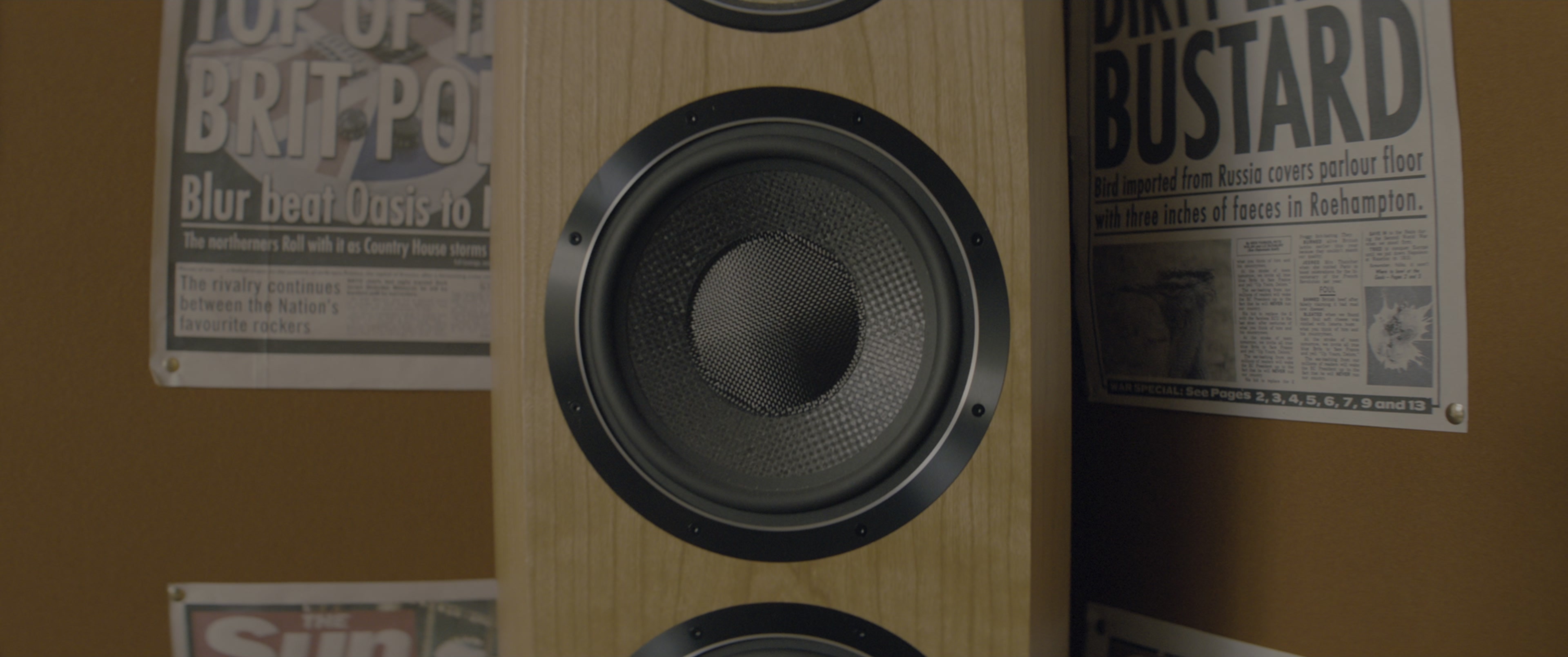 Kingsman: The Secret Service (2015), wide, 2.39:1 — film still