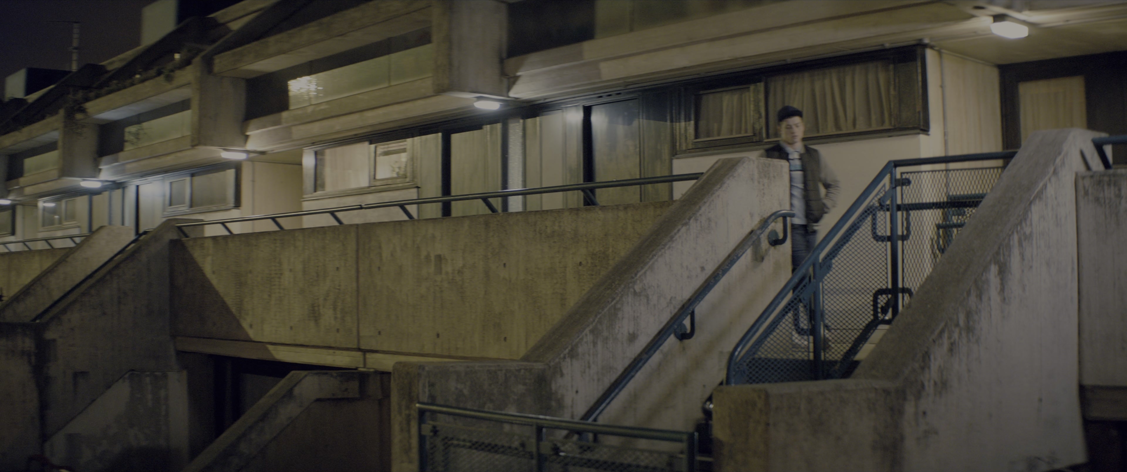 Kingsman: The Secret Service (2015), wide, 2.39:1 — film still