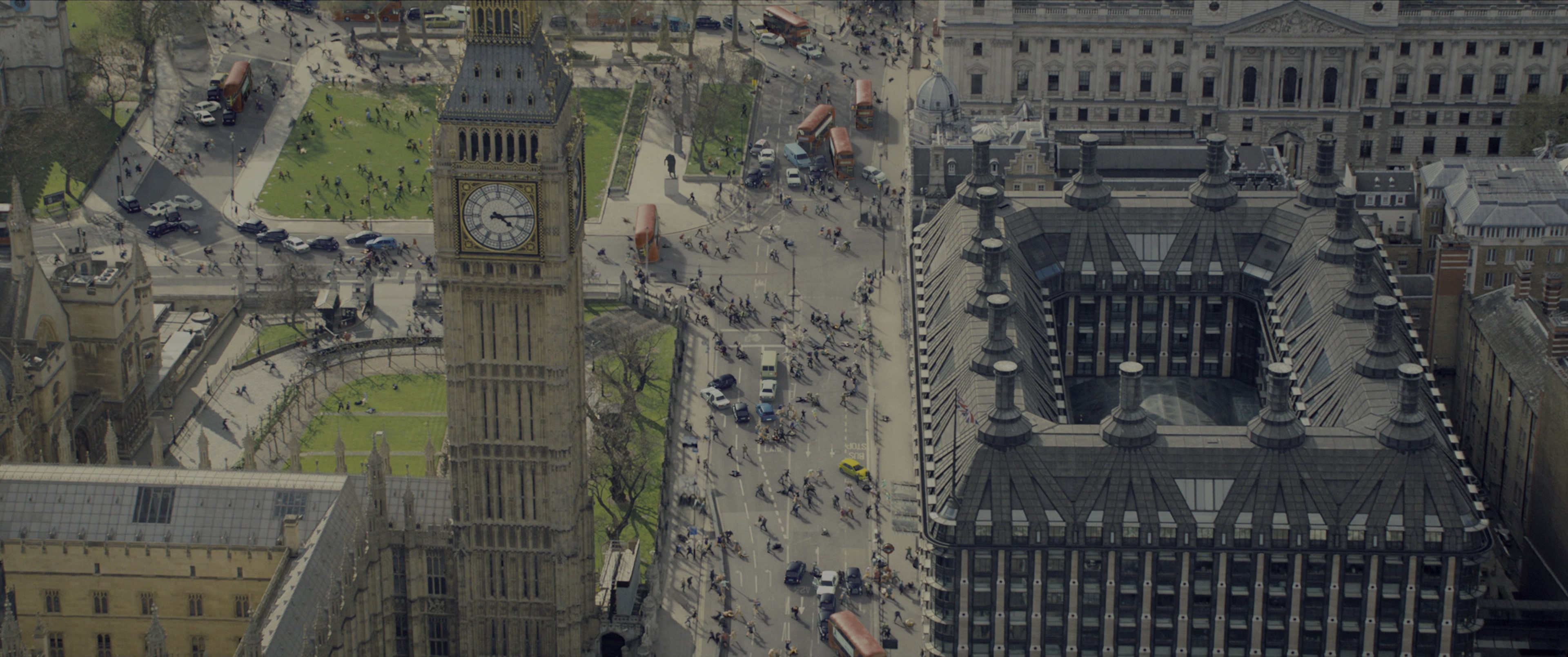 Kingsman: The Secret Service (2015), wide, 2.39:1 — film still