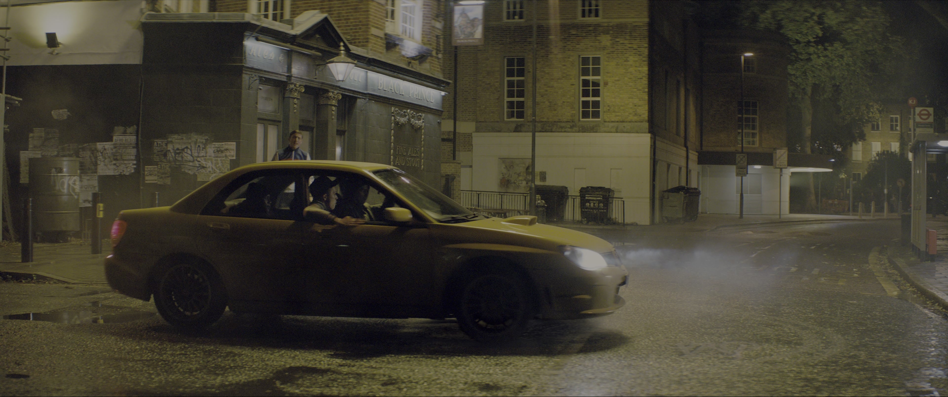 Kingsman: The Secret Service (2015), wide, 2.39:1 — film still