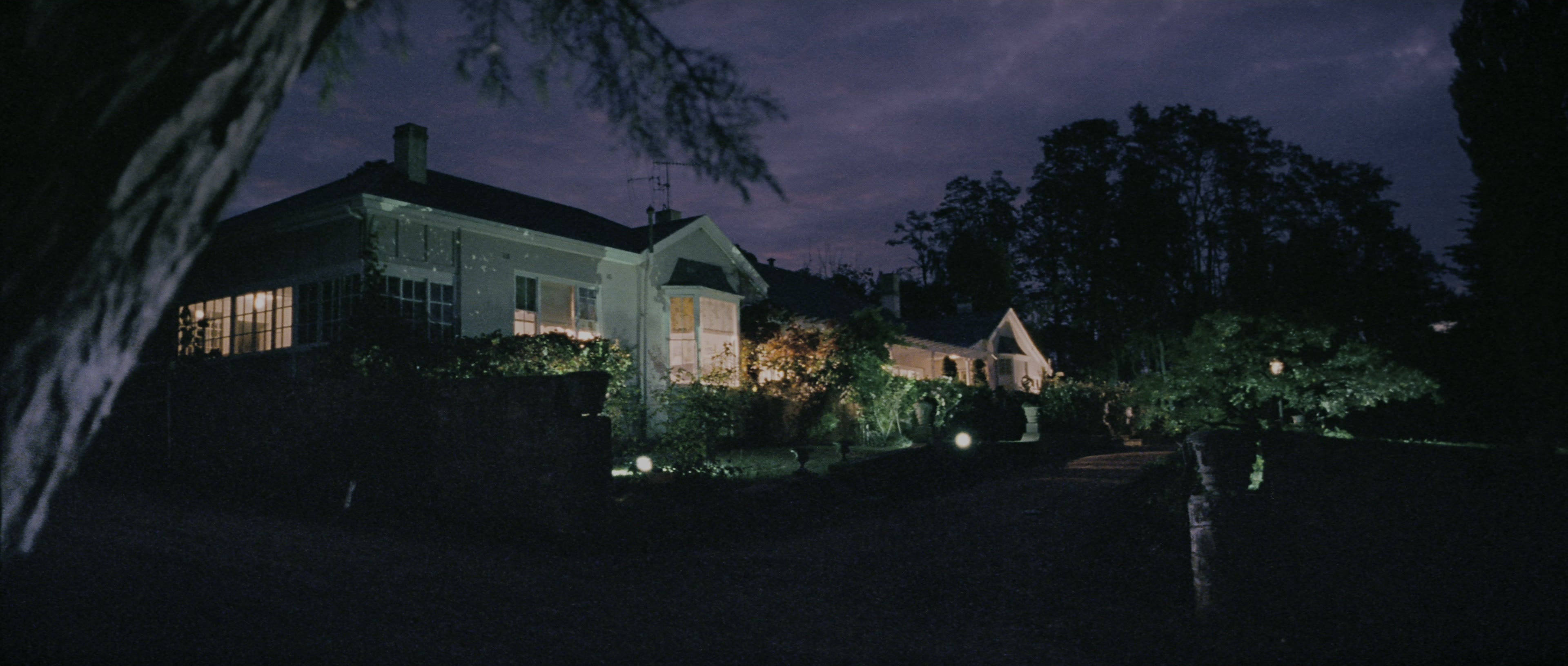 Chinjeolhan Geumjassi (2005), wide, 2.35:1 — film still