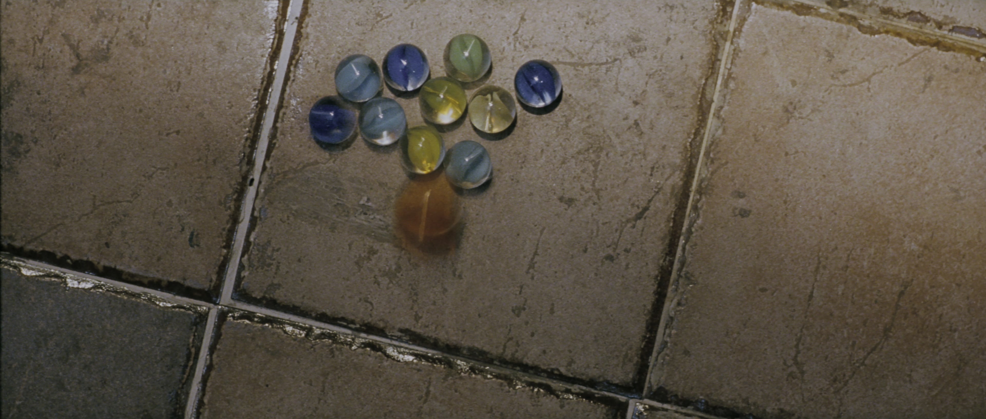 Chinjeolhan Geumjassi (2005), wide, 2.35:1 — film still