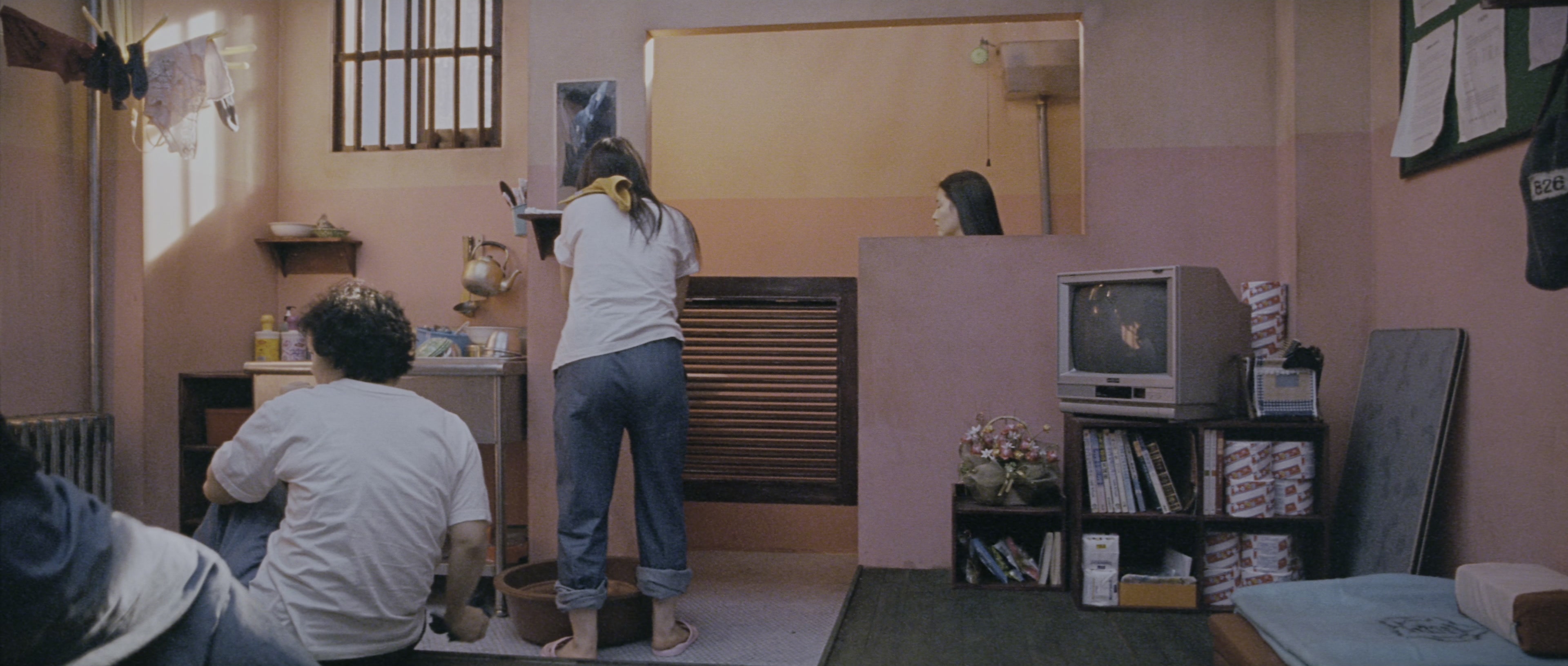 Chinjeolhan Geumjassi (2005), medium, 2.35:1 — film still