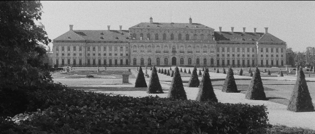 Wide shot frame from L'année dernière à Marienbad — action, show, subject
