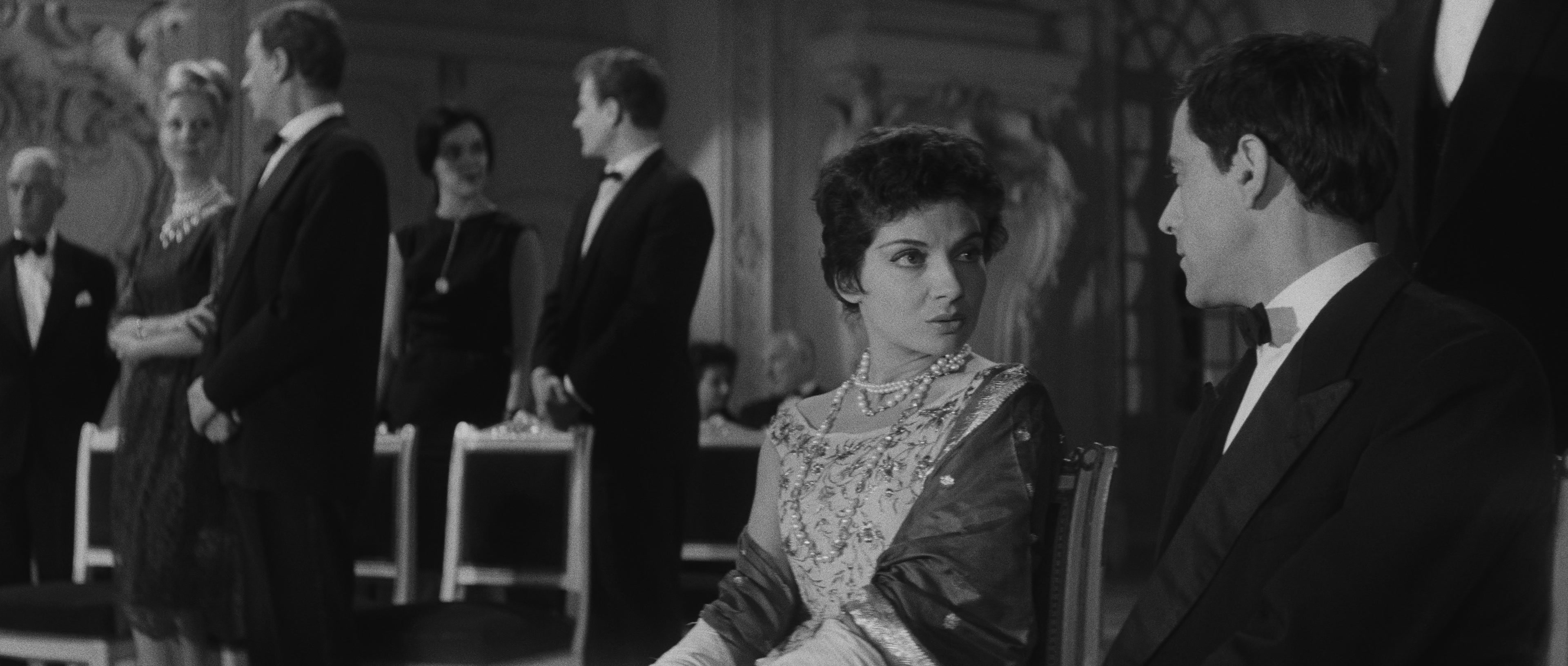 L'année dernière à Marienbad (1961), wide, 2.35:1 — film still