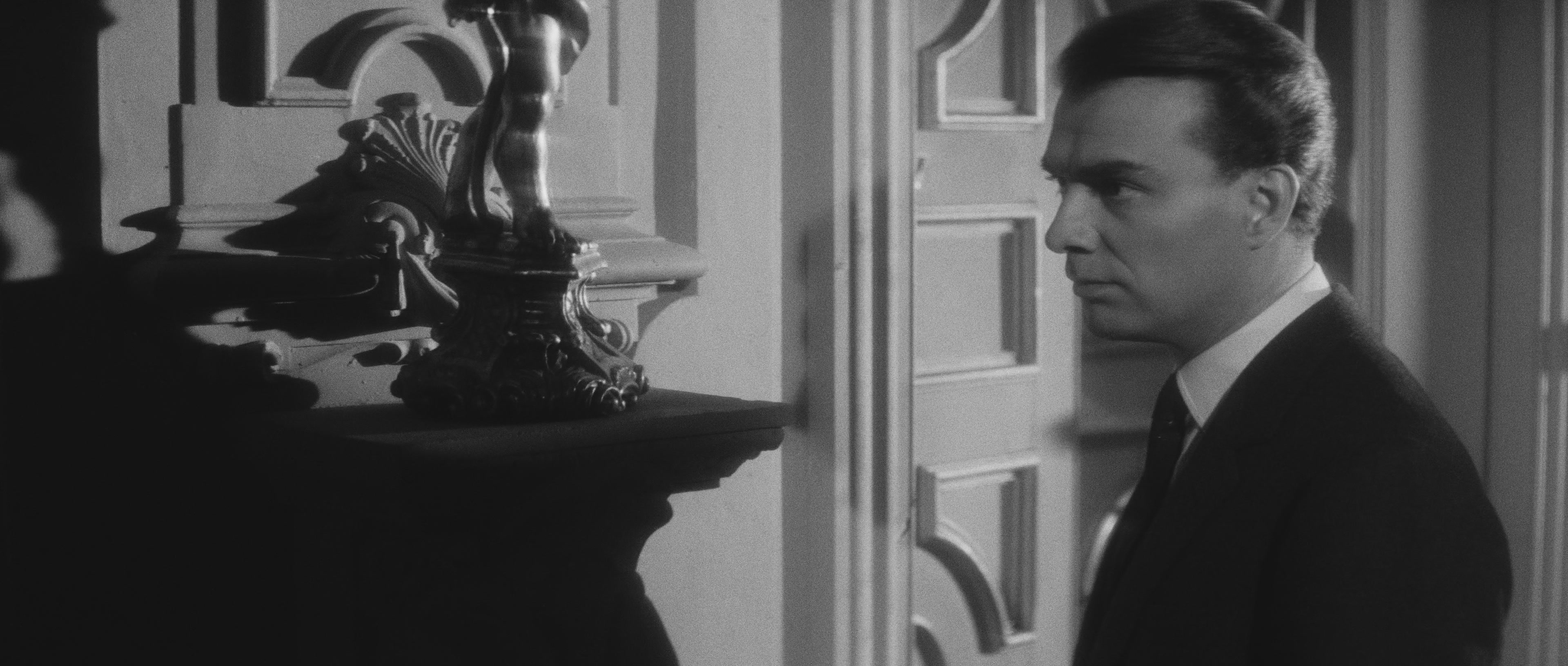 L'année dernière à Marienbad (1961), wide, 2.35:1 — film still
