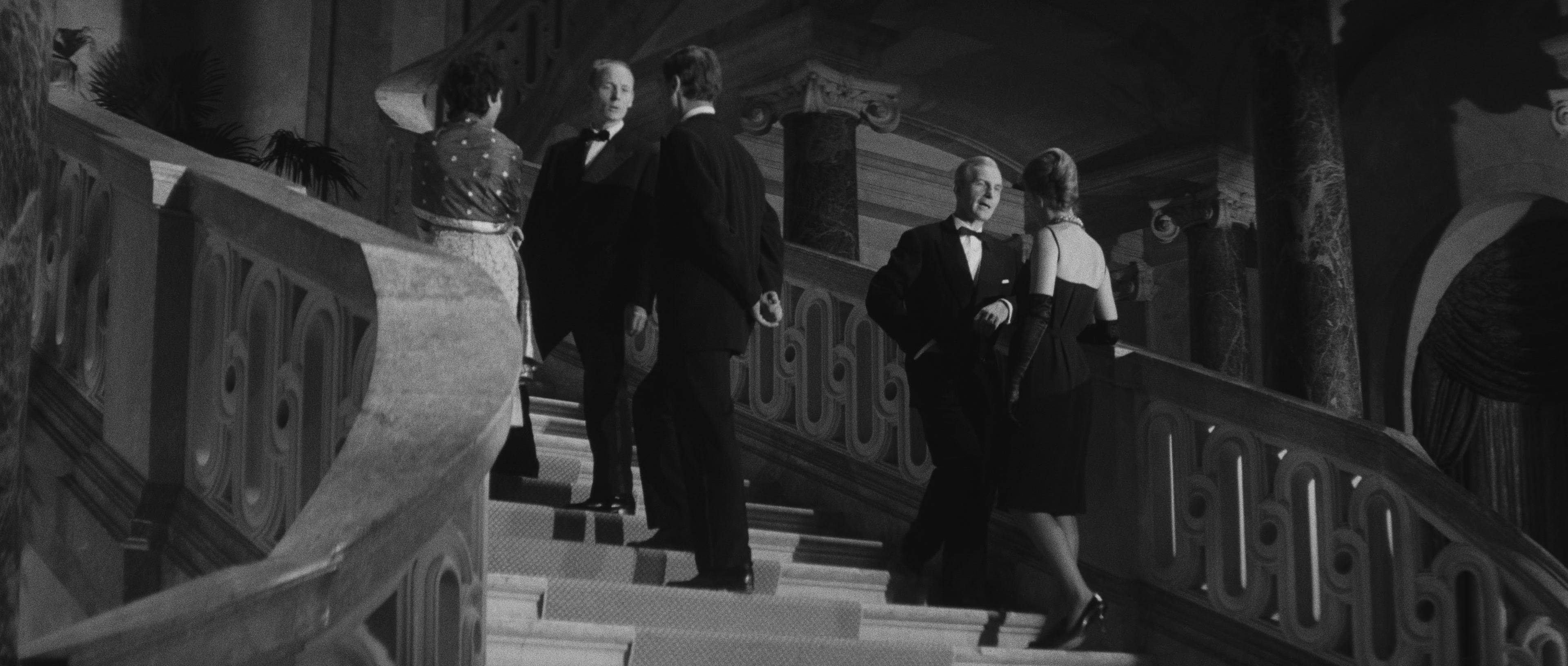 L'année dernière à Marienbad (1961), medium, 2.35:1 — film still