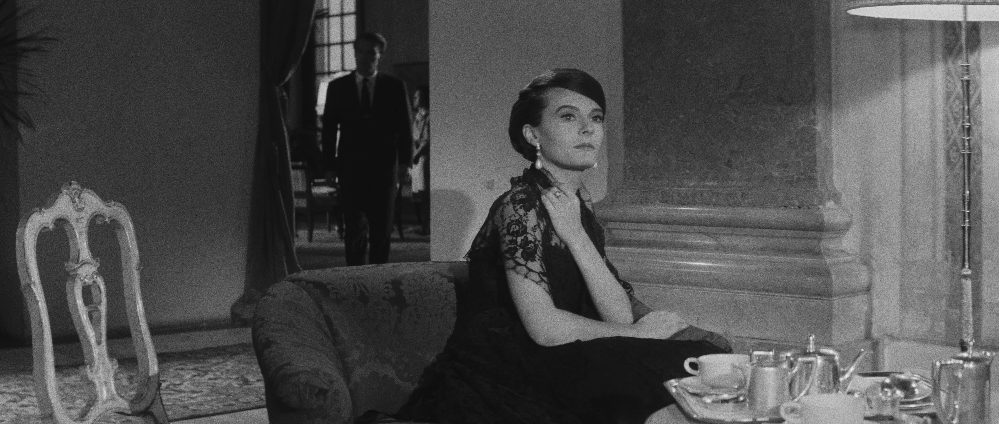 L'année dernière à Marienbad (1961), wide, 2.35:1 — film still