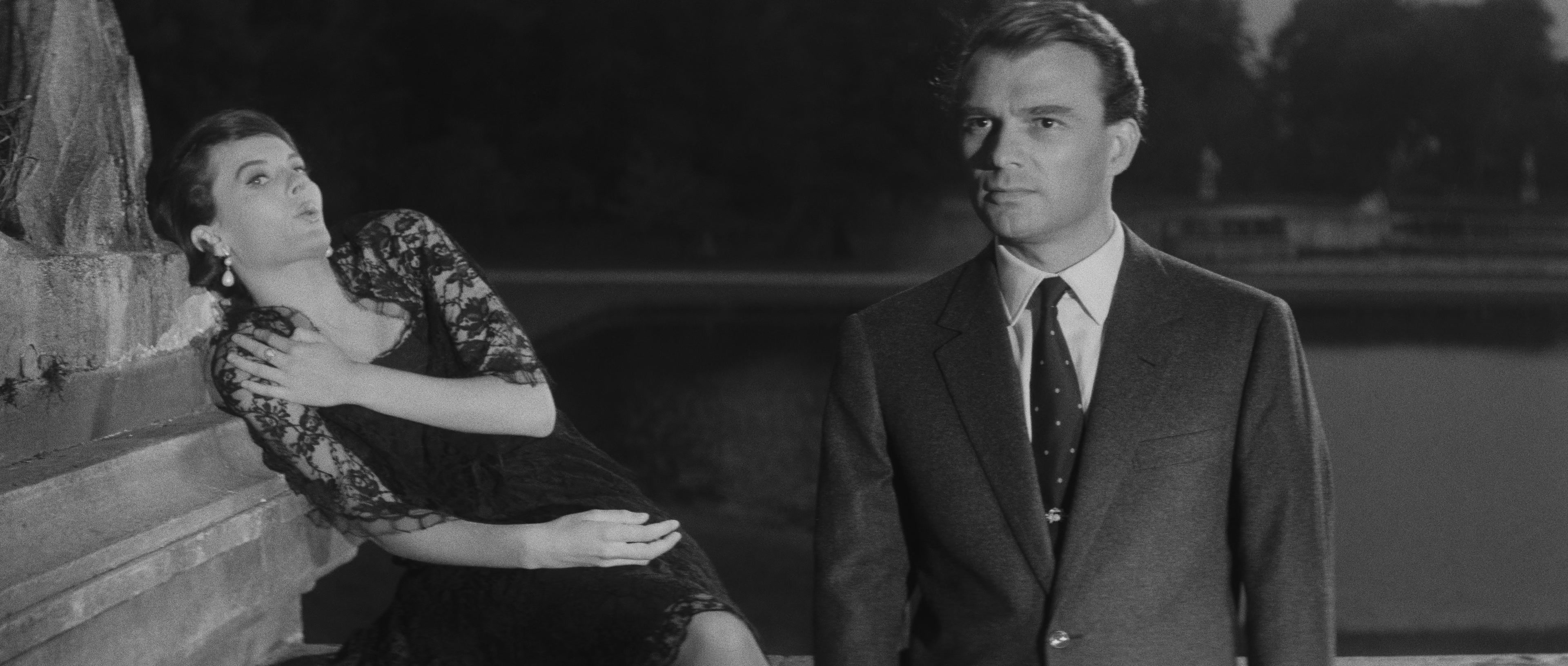 L'année dernière à Marienbad (1961), wide, 2.35:1 — film still