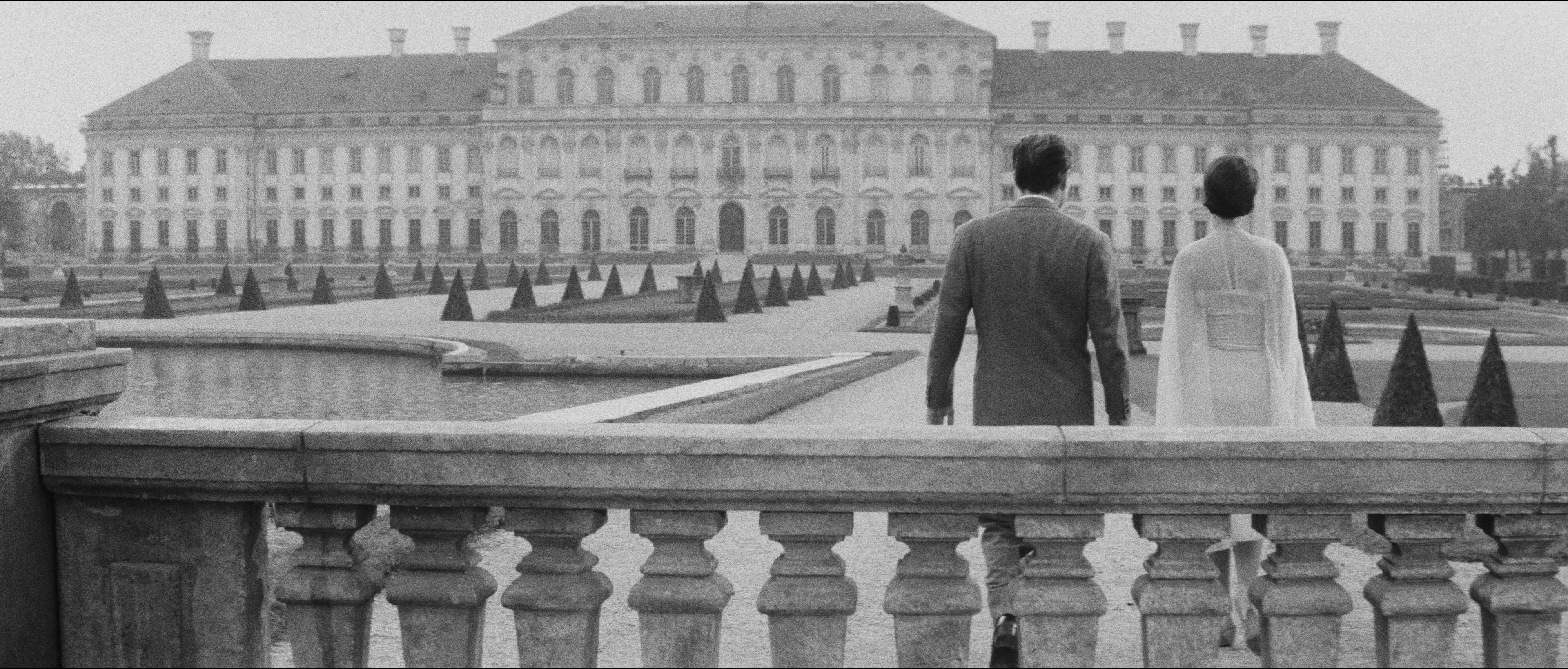 L'année dernière à Marienbad (1961), wide, 2.34:1 — film still