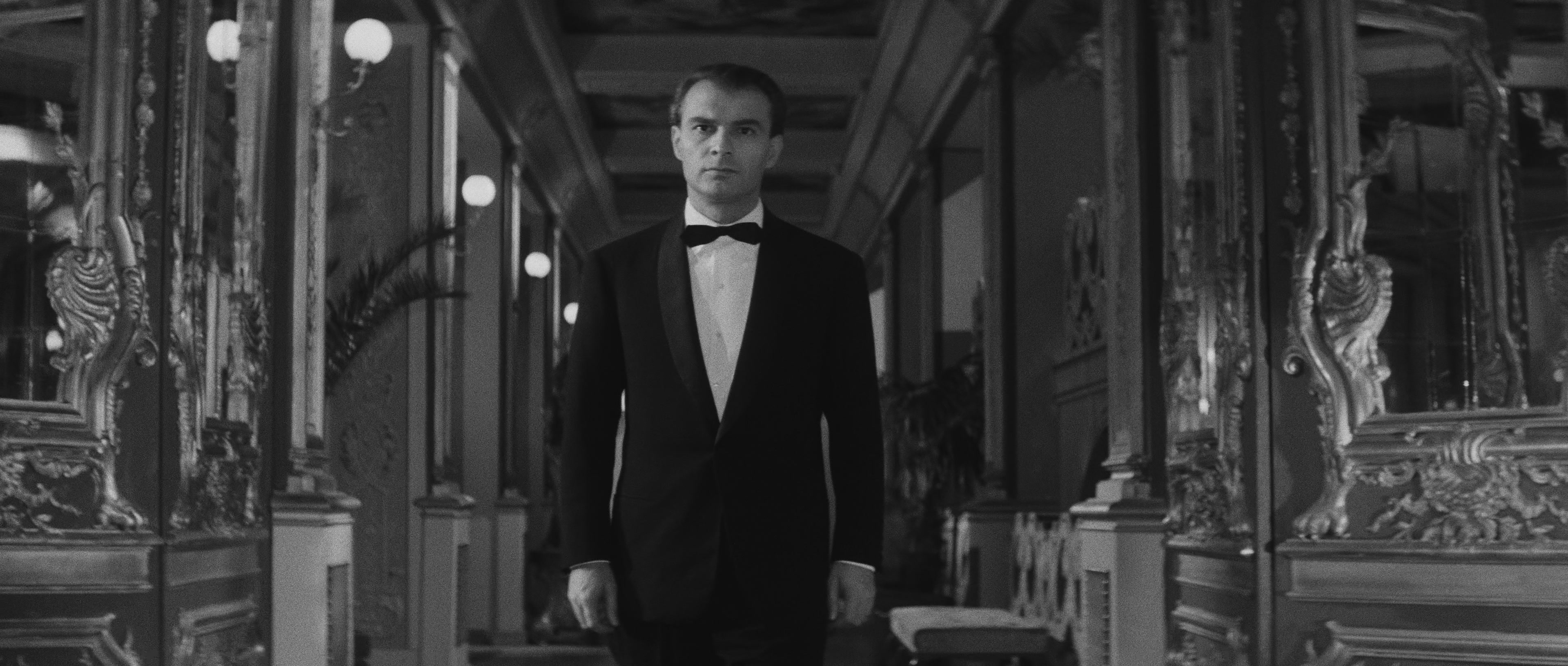 L'année dernière à Marienbad (1961), wide, 2.35:1 — film still