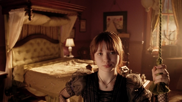 Frame from A Series of Unfortunate Events — standing, room, bed