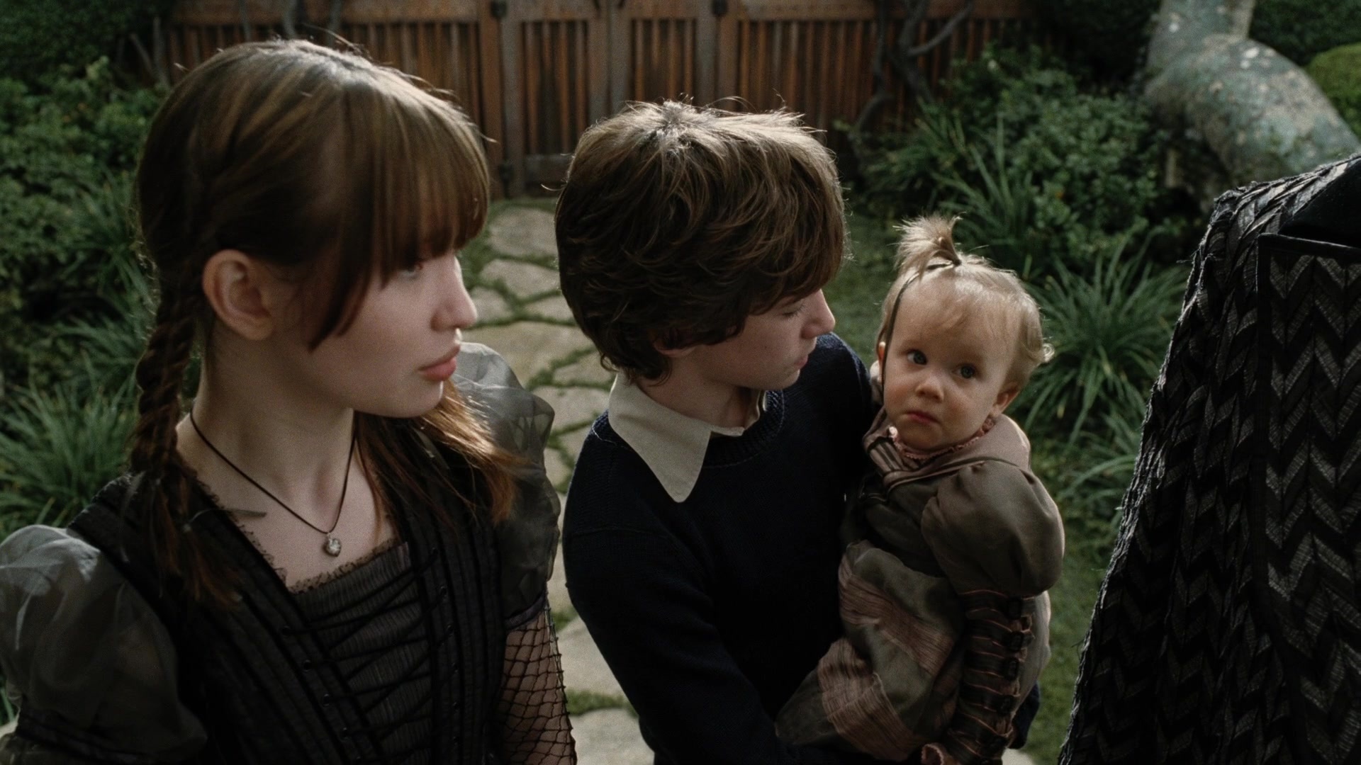 A Series of Unfortunate Events (2004), wide, 1.78:1 — film still