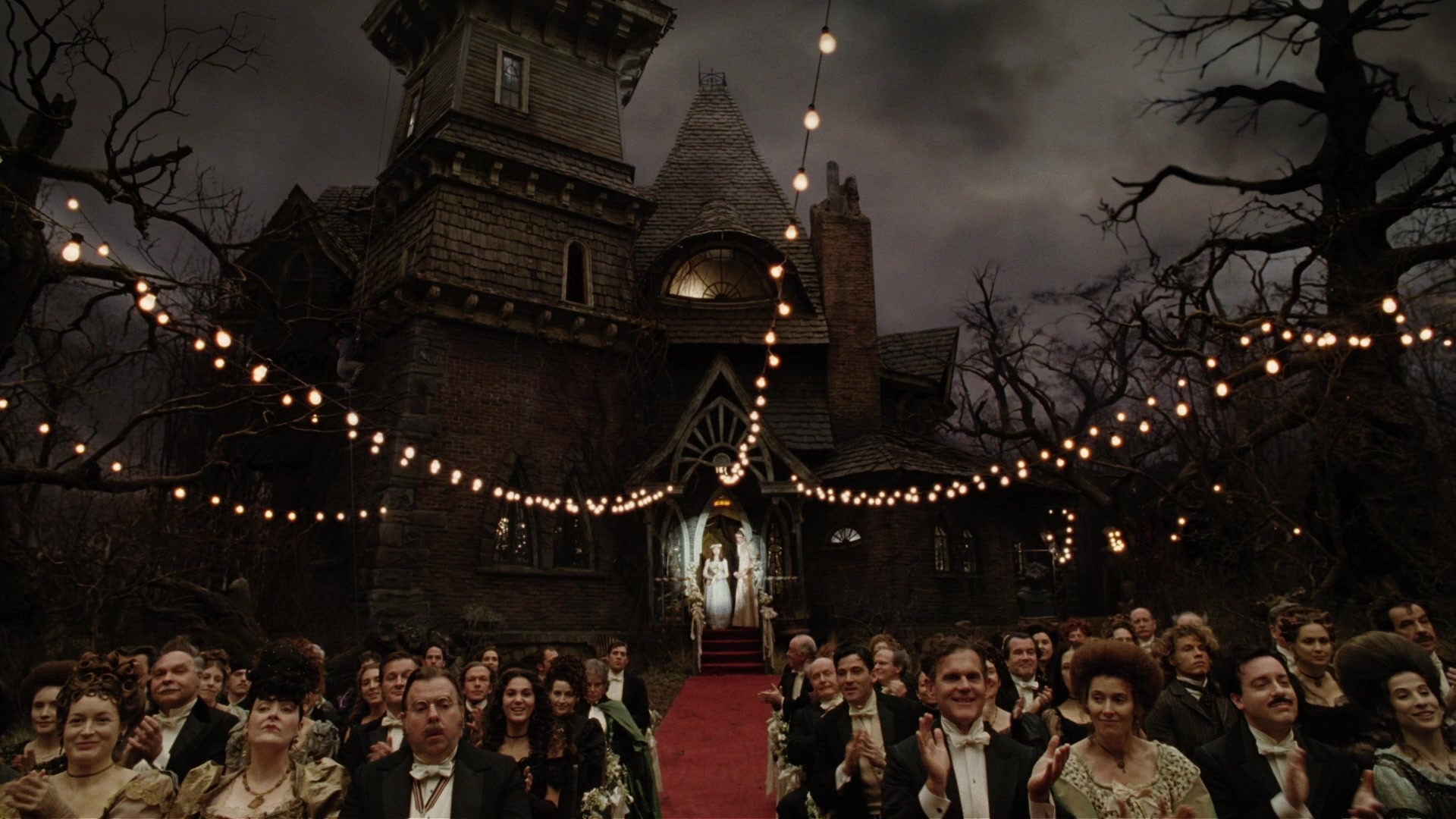 A Series of Unfortunate Events (2004), wide, 1.78:1 — film still
