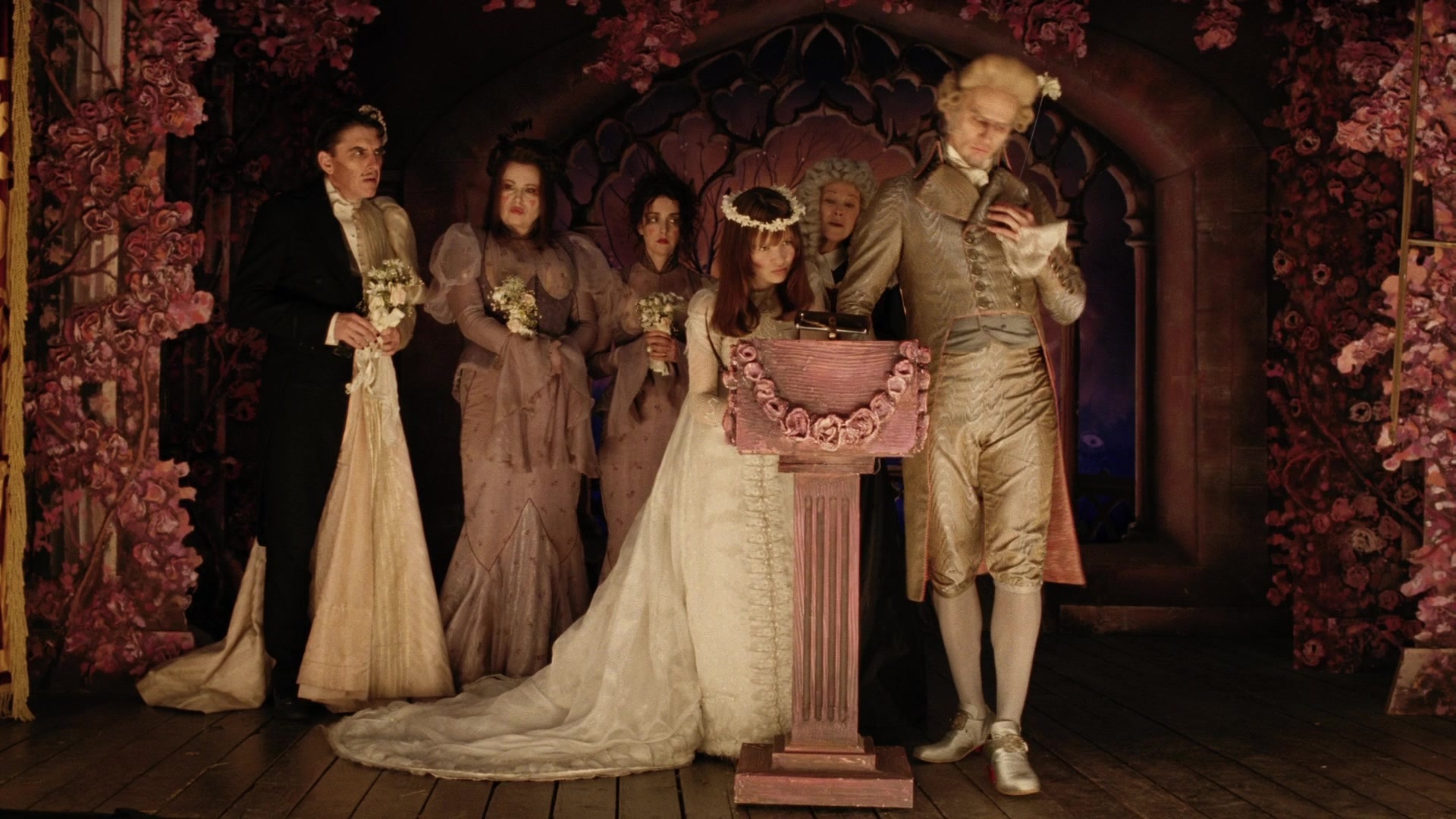 A Series of Unfortunate Events (2004), wide, 1.78:1 — film still