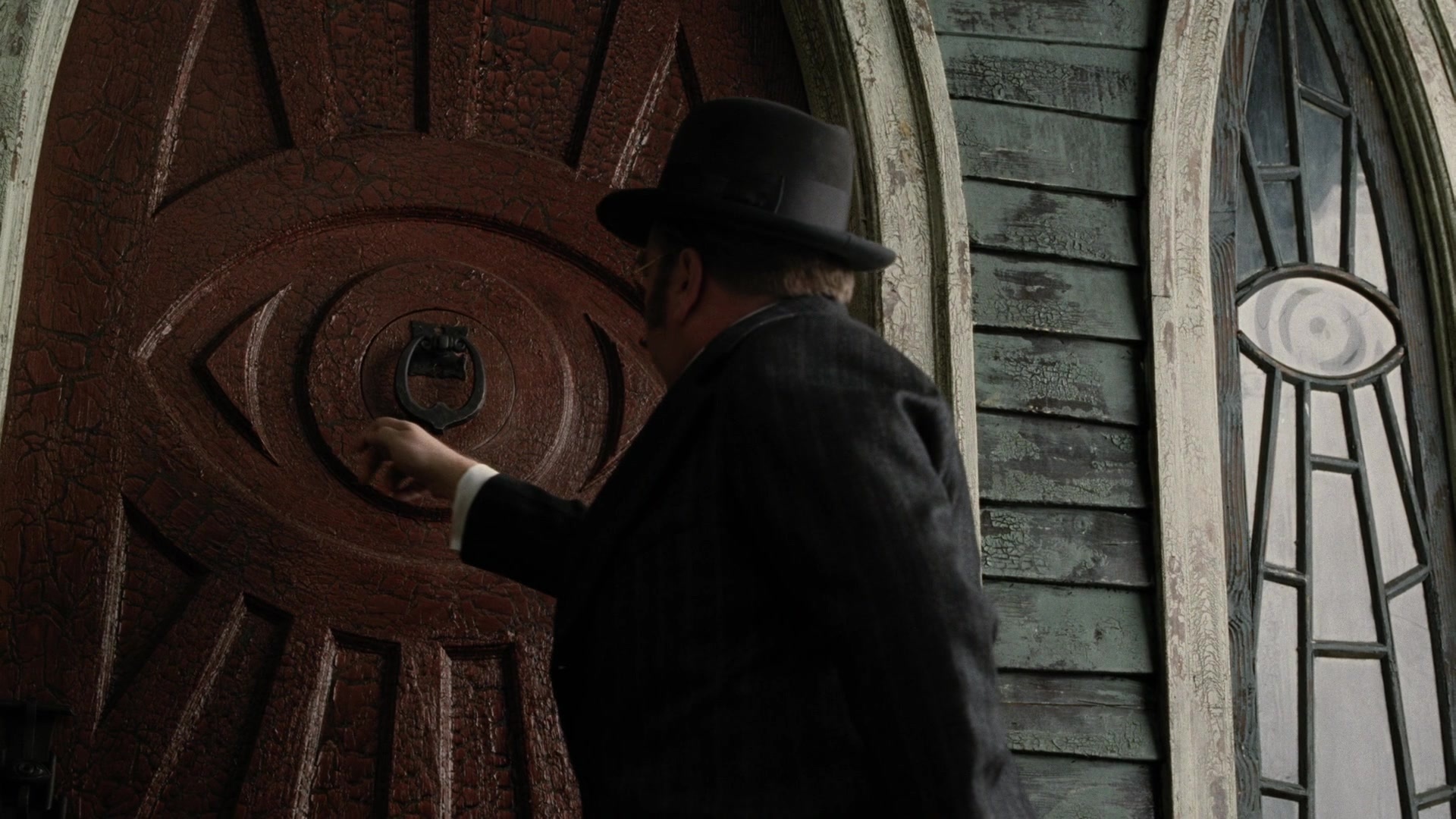 A Series of Unfortunate Events (2004), wide, 1.78:1 — film still