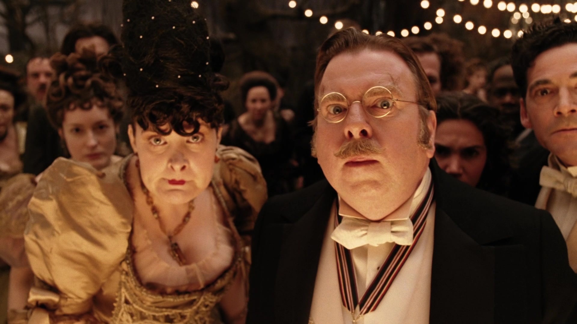 A Series of Unfortunate Events (2004), medium, 1.78:1 — film still