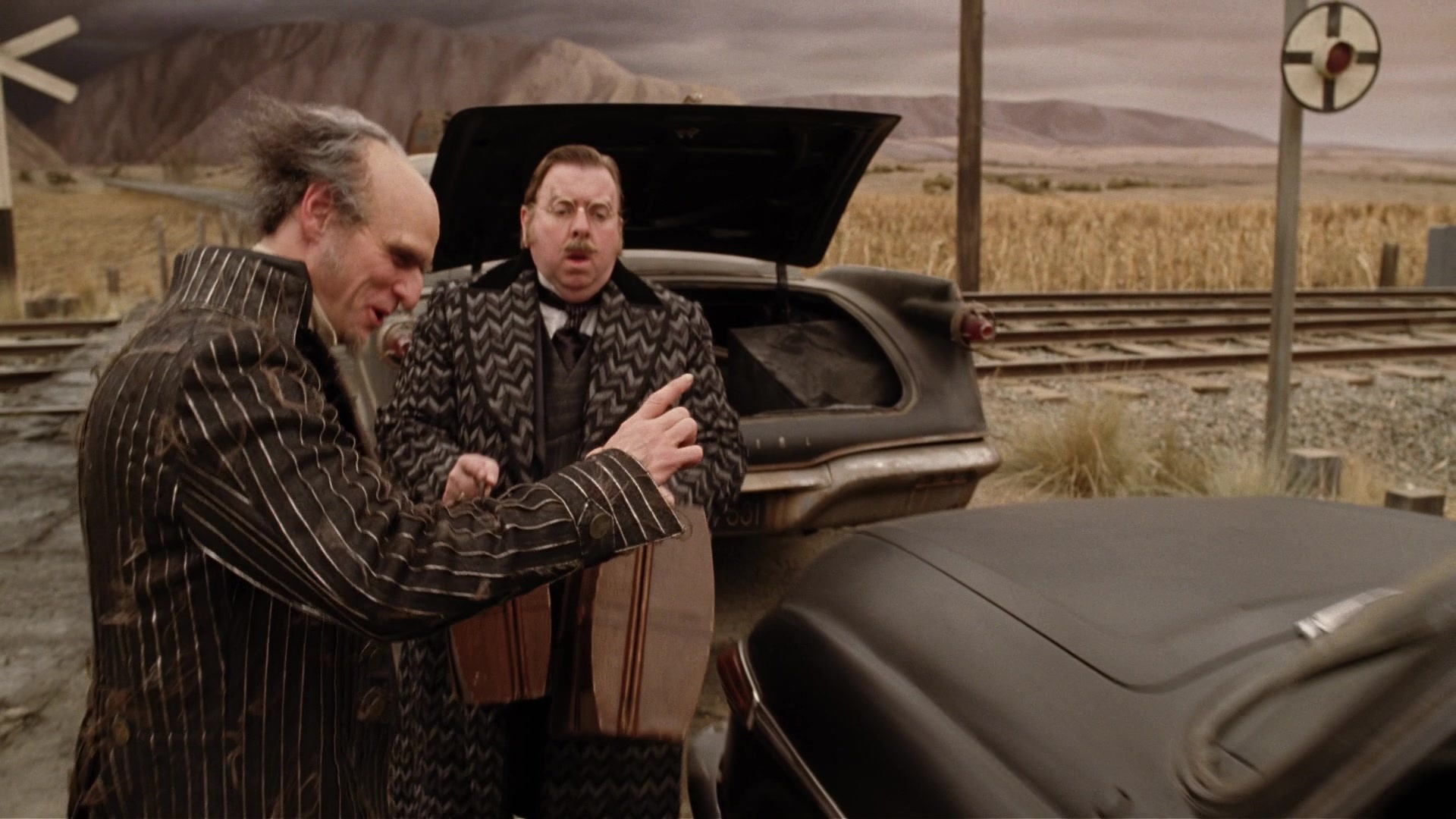 A Series of Unfortunate Events (2004), wide, 1.78:1 — film still