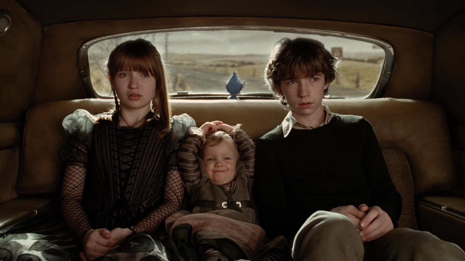 A Series of Unfortunate Events (2004), wide, 1.78:1 — film still