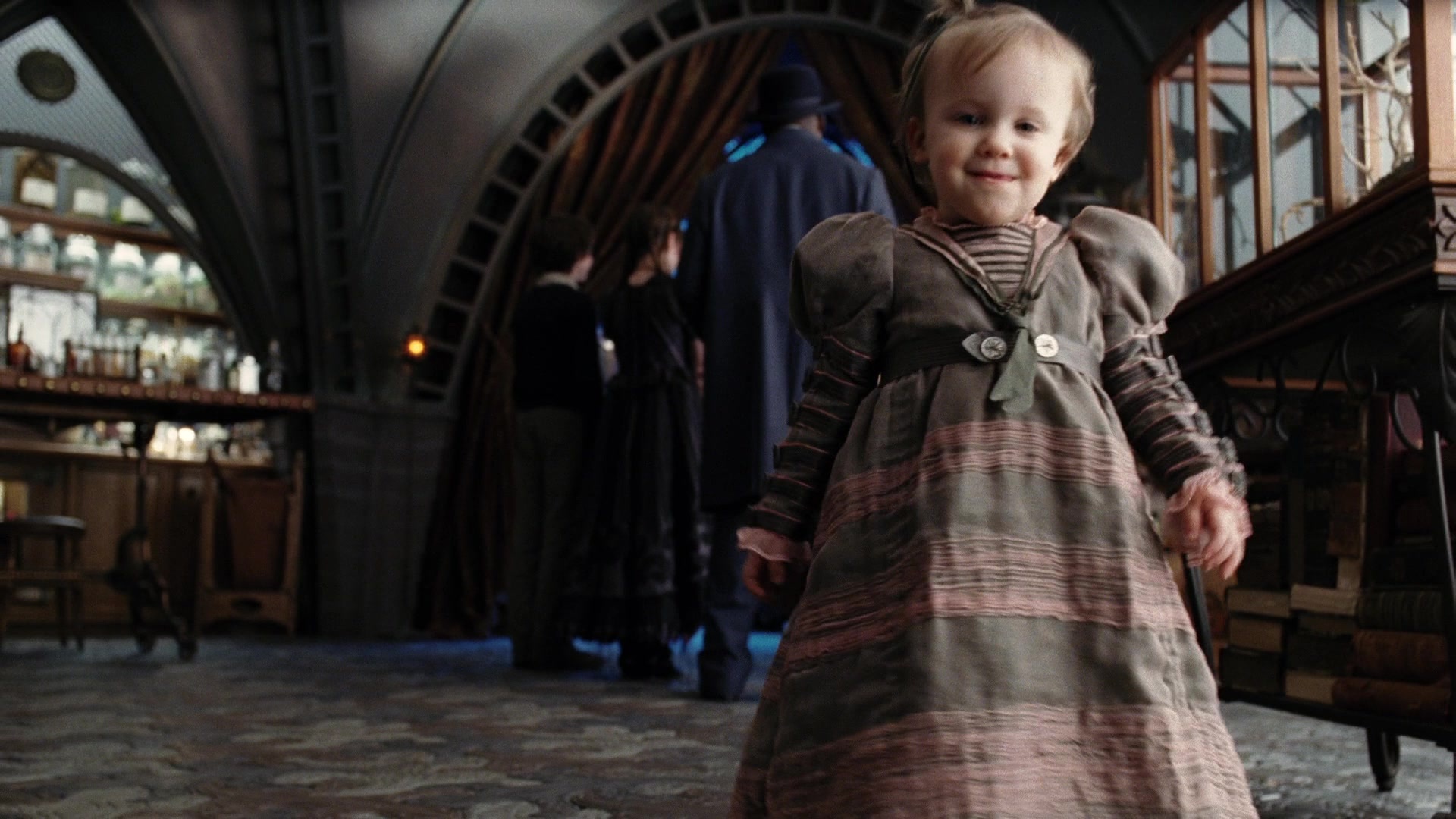 A Series of Unfortunate Events (2004), wide, 1.78:1 — film still