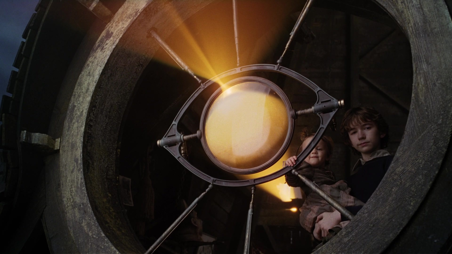 A Series of Unfortunate Events (2004), wide, 1.78:1 — film still