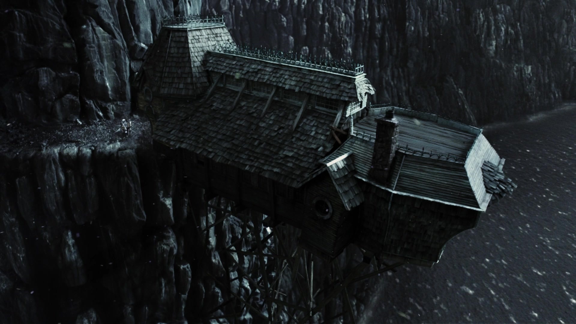 A Series of Unfortunate Events (2004), wide, 1.78:1 — film still