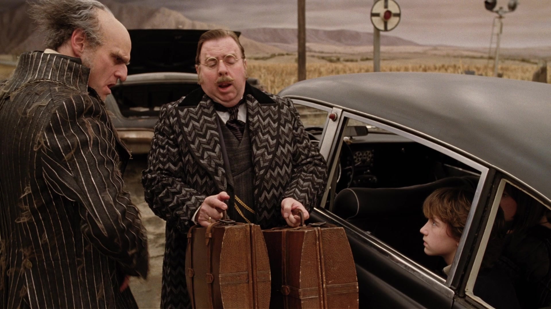 A Series of Unfortunate Events (2004), wide, 1.78:1 — film still