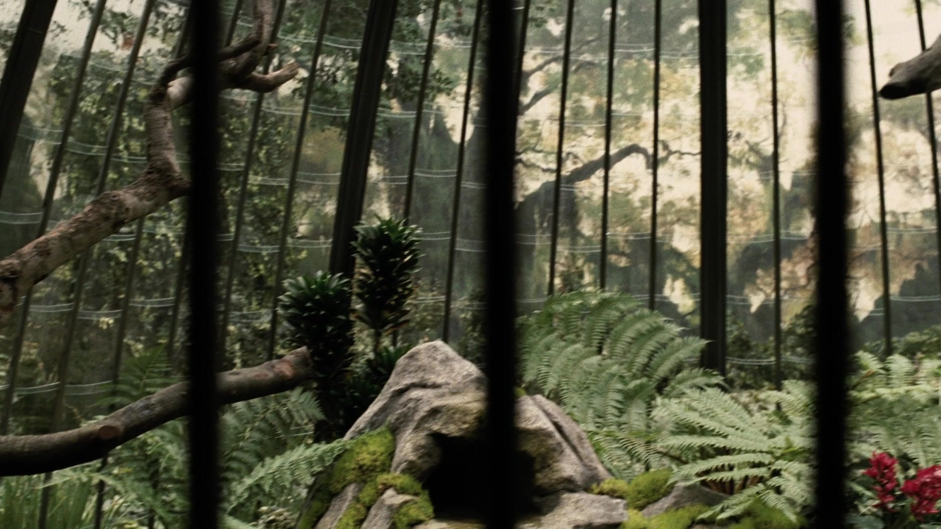 A Series of Unfortunate Events (2004), wide, 1.78:1 — film still