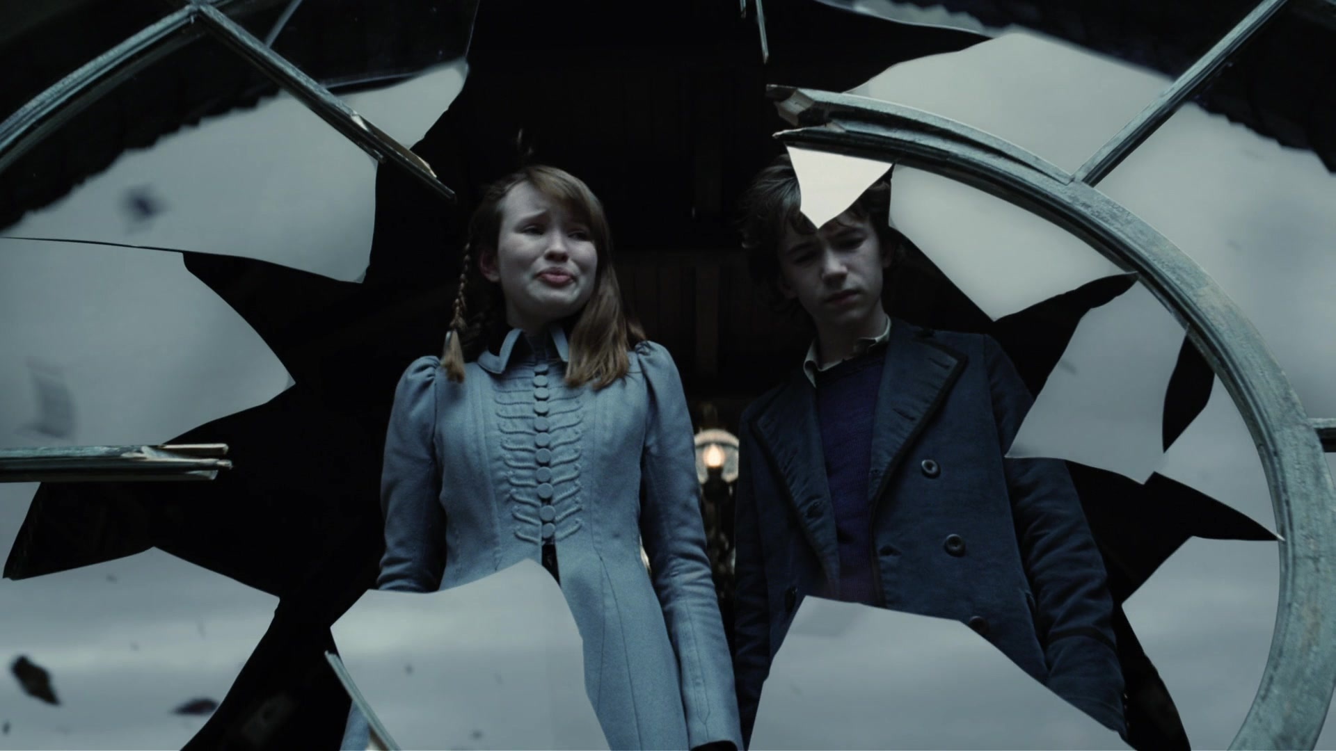 A Series of Unfortunate Events (2004), wide, 1.78:1 — film still