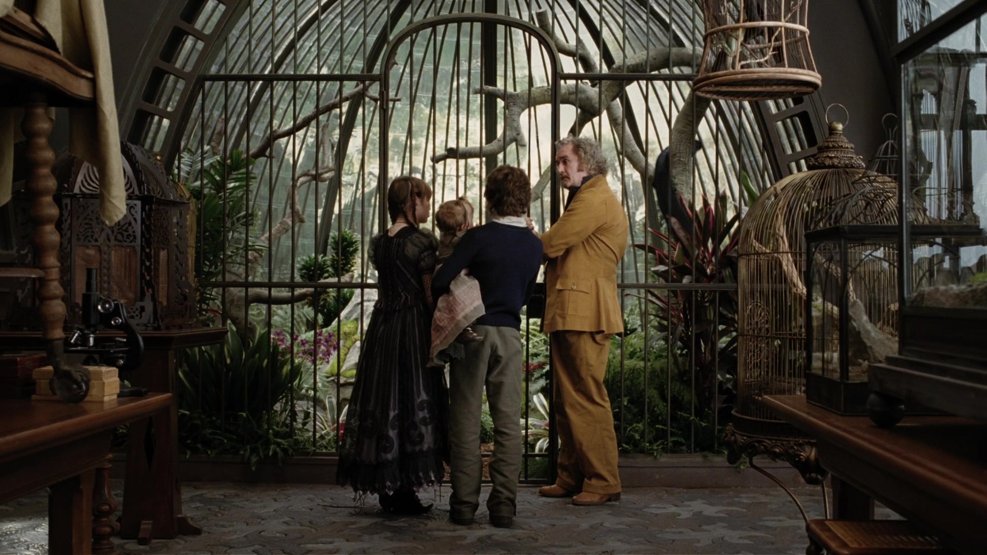 A Series of Unfortunate Events (2004), wide, 1.78:1 — film still