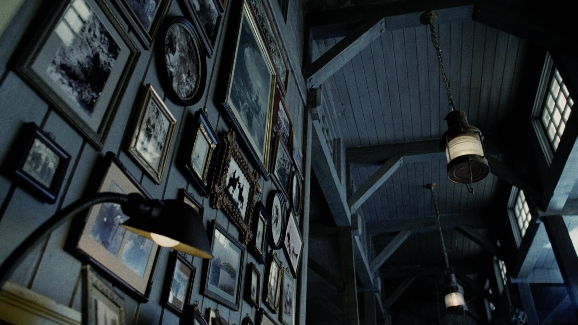 A Series of Unfortunate Events (2004), wide, 1.78:1 — film still