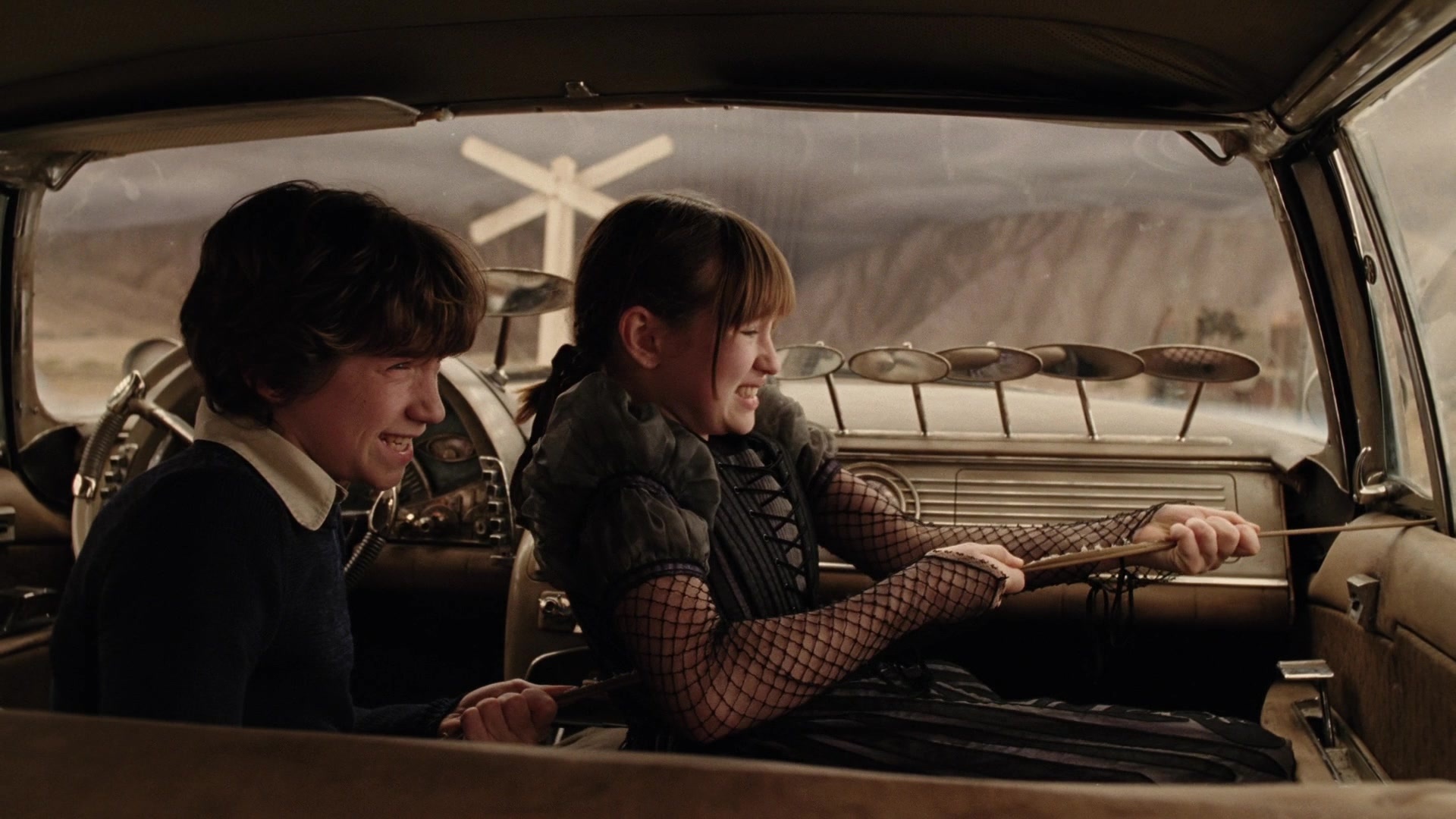 A Series of Unfortunate Events (2004), wide, 1.78:1 — film still