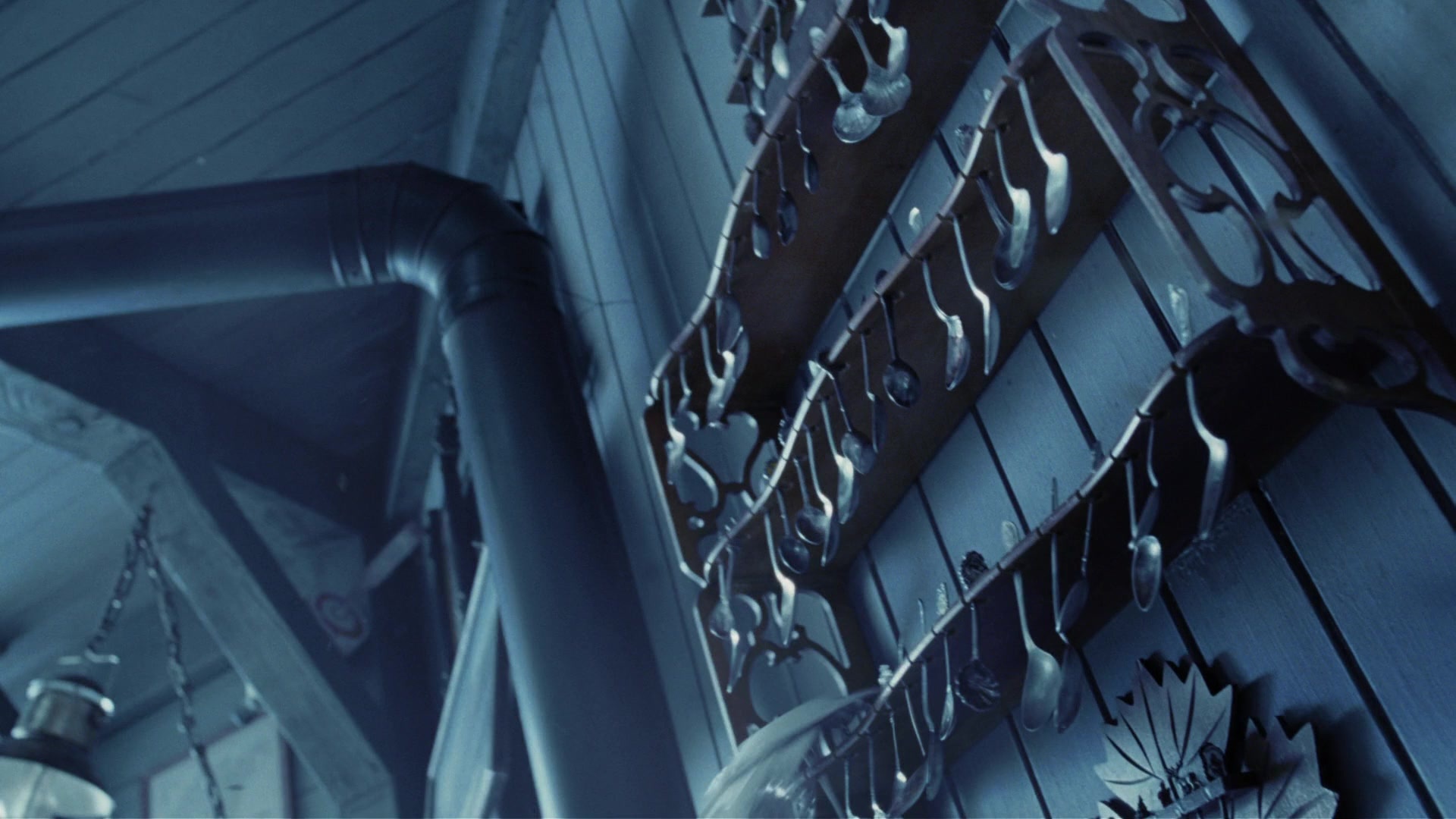 A Series of Unfortunate Events (2004), wide, 1.78:1 — film still