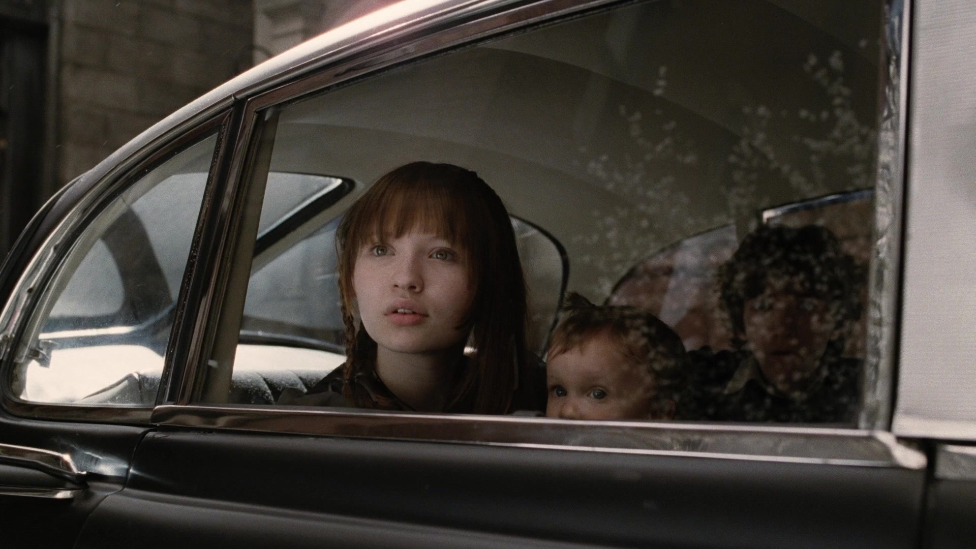 A Series of Unfortunate Events (2004), wide, 1.78:1 — film still