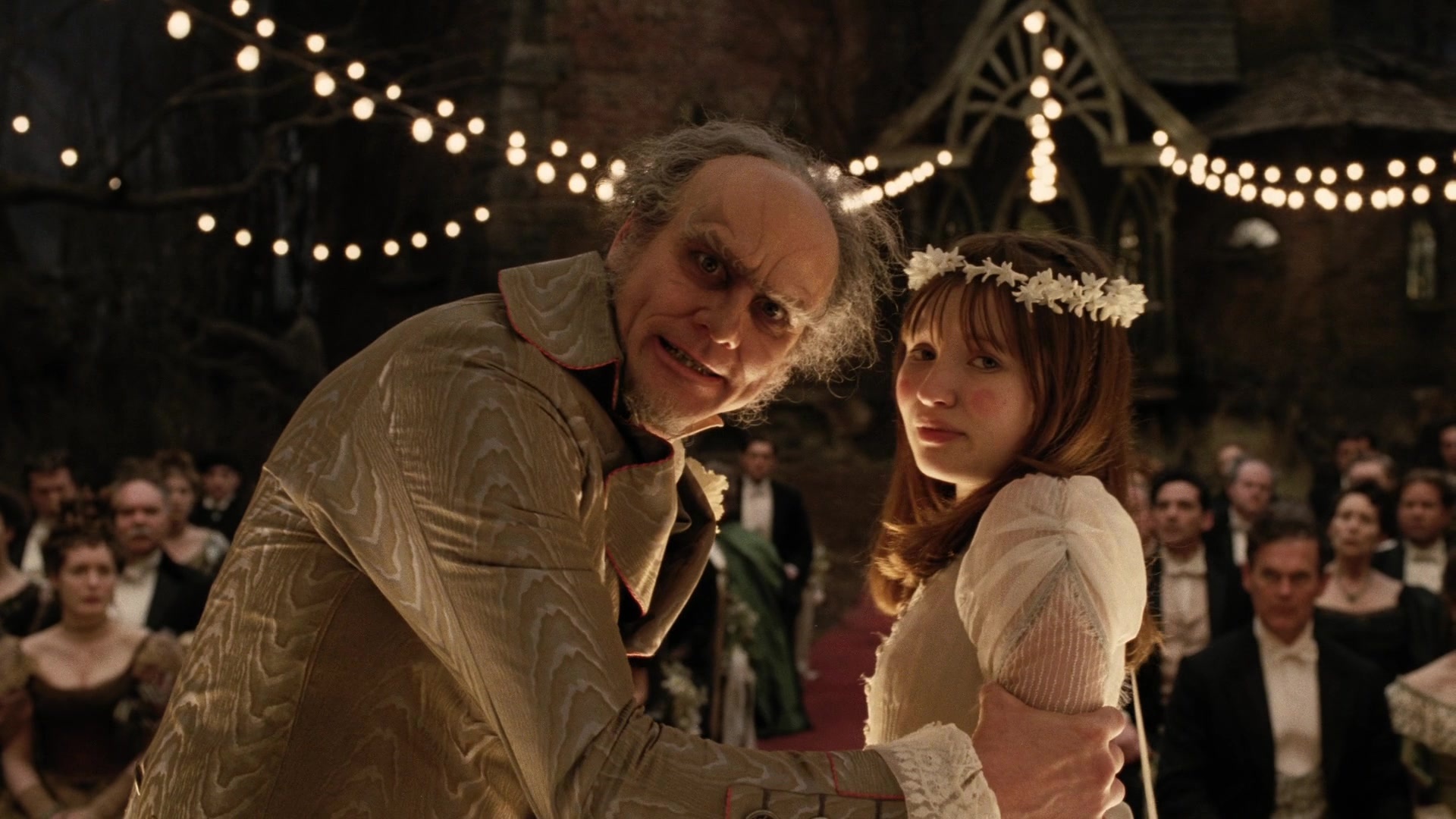 A Series of Unfortunate Events (2004), wide, 1.78:1 — film still