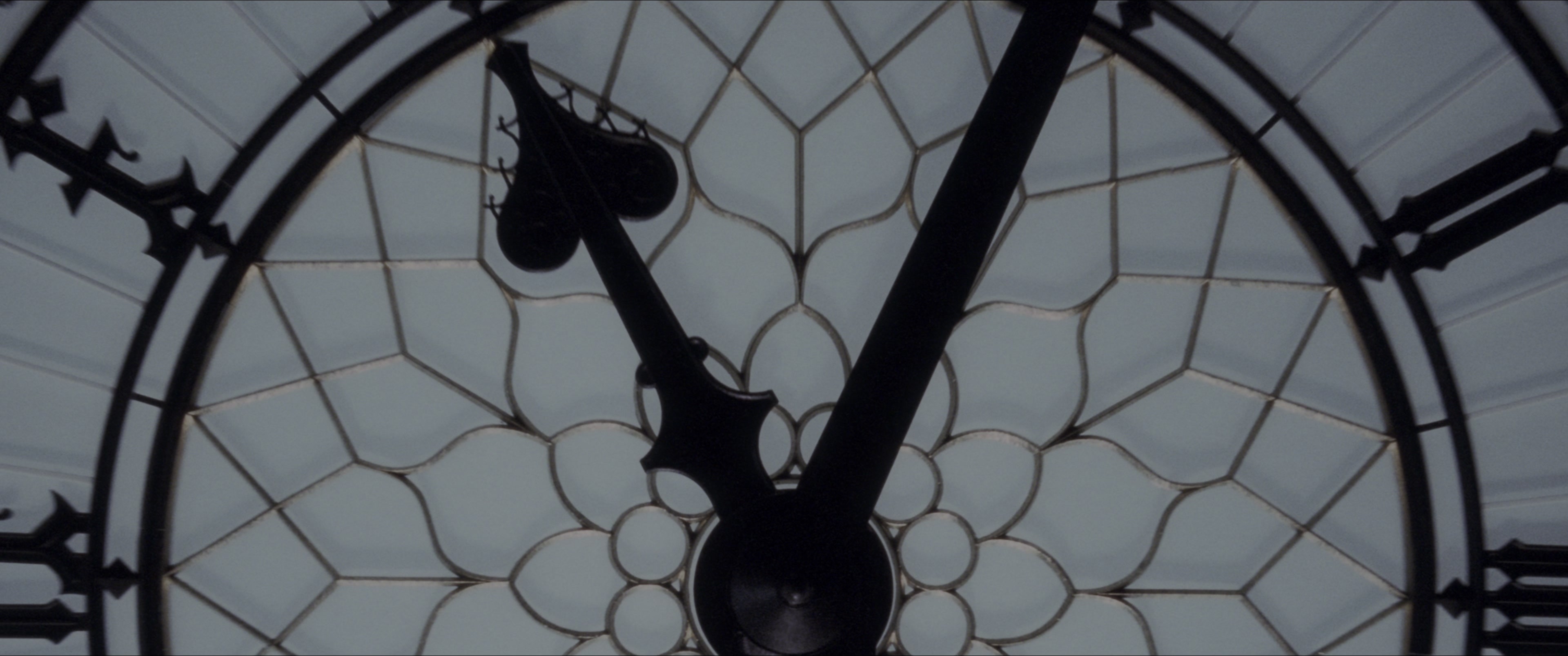 V for Vendetta (2006), medium, 2.39:1 — film still