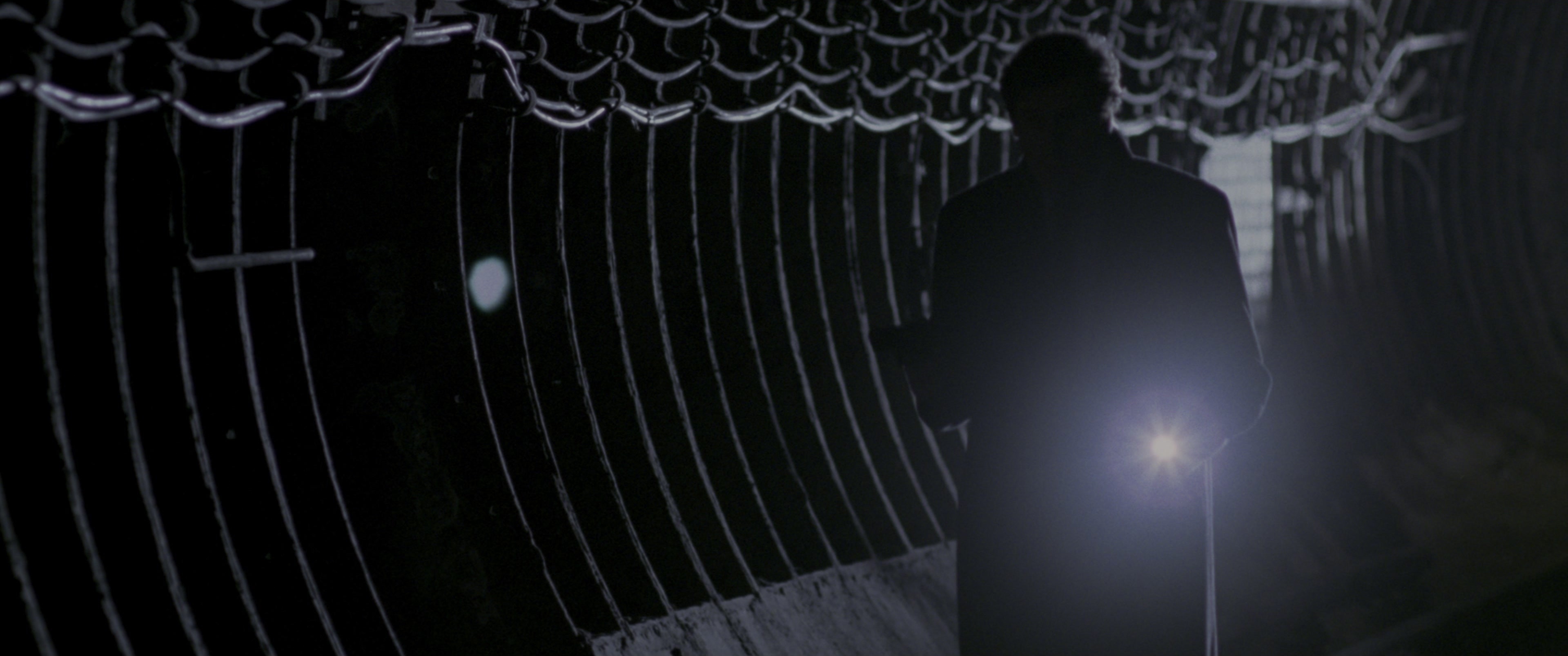 V for Vendetta (2006), wide, 2.39:1 — film still