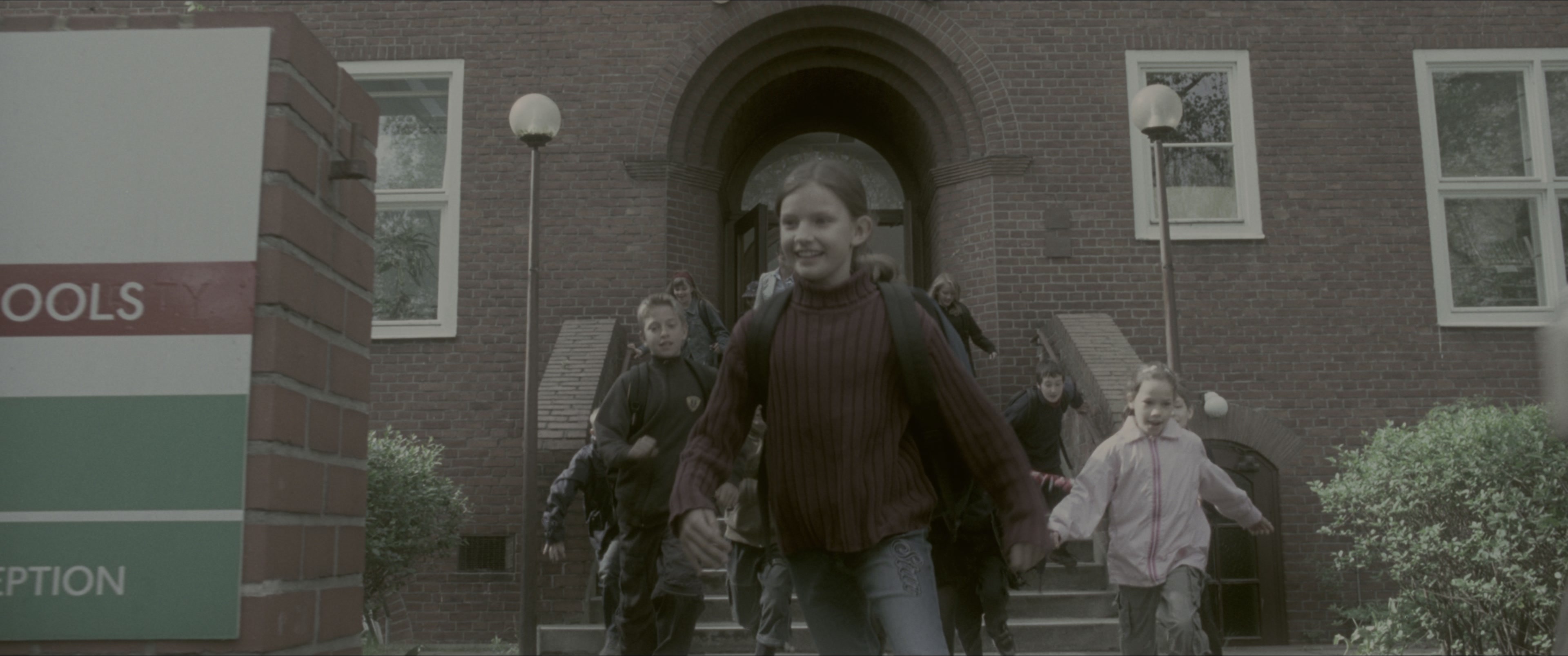 V for Vendetta (2006), wide, 2.39:1 — film still
