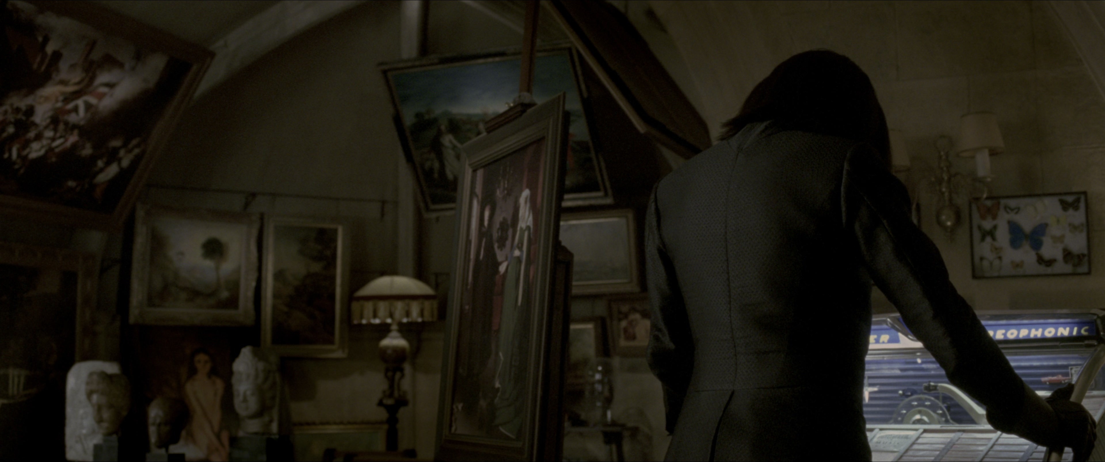 V for Vendetta (2006), wide, 2.39:1 — film still