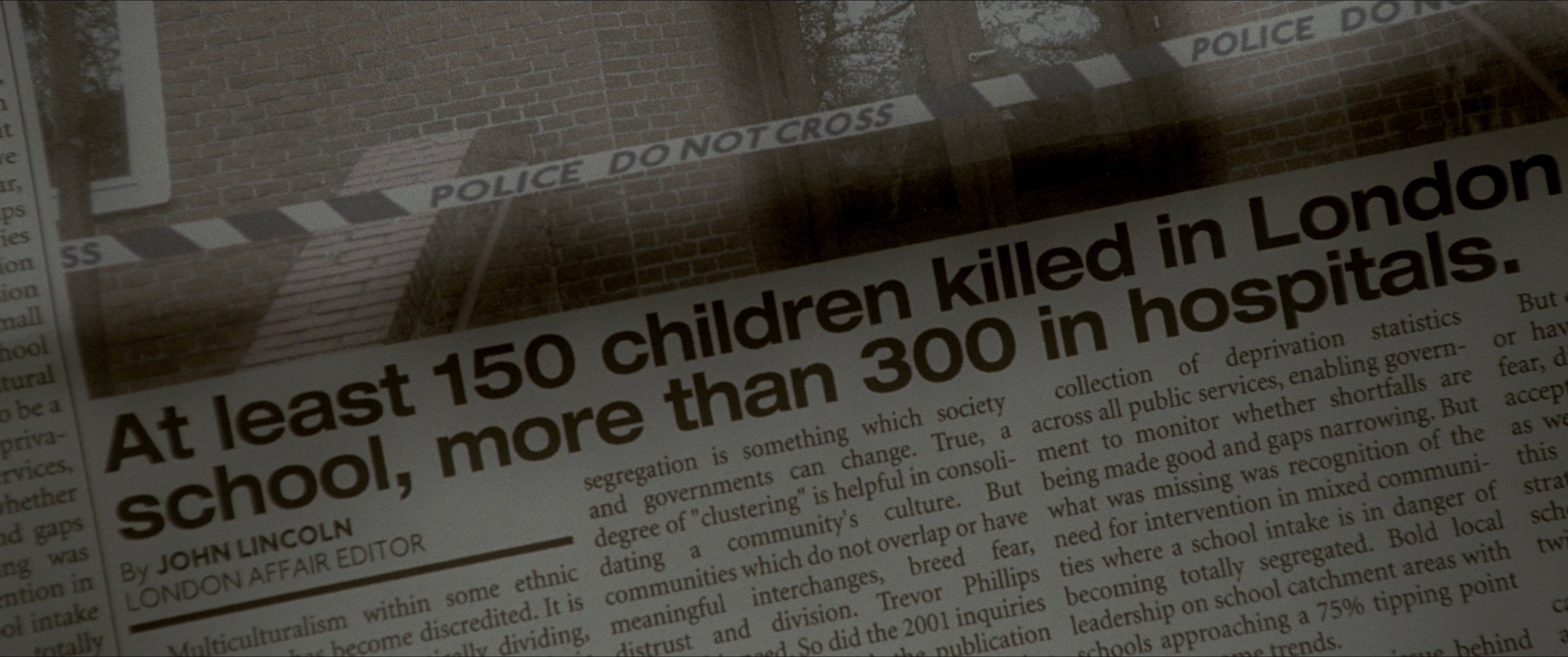 V for Vendetta (2006), wide, 2.39:1 — film still