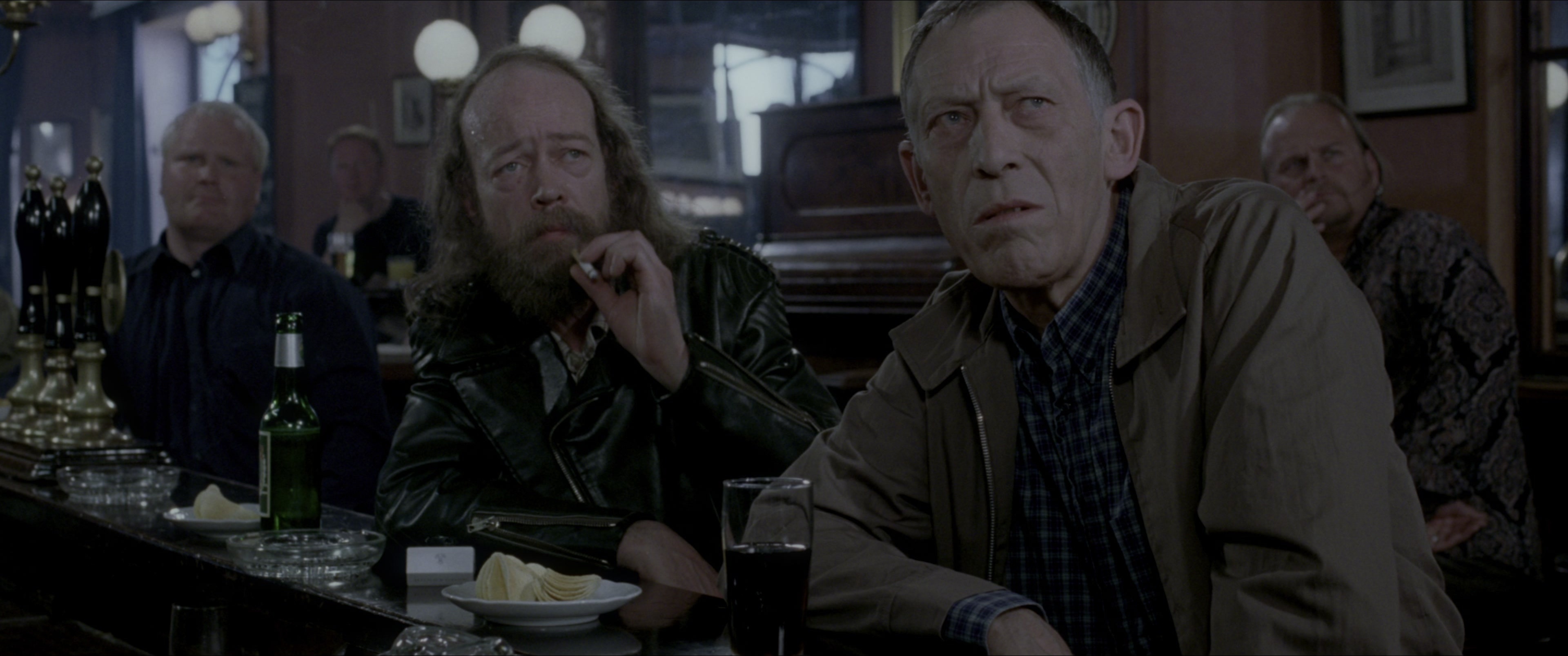 V for Vendetta (2006), wide, 2.39:1 — film still
