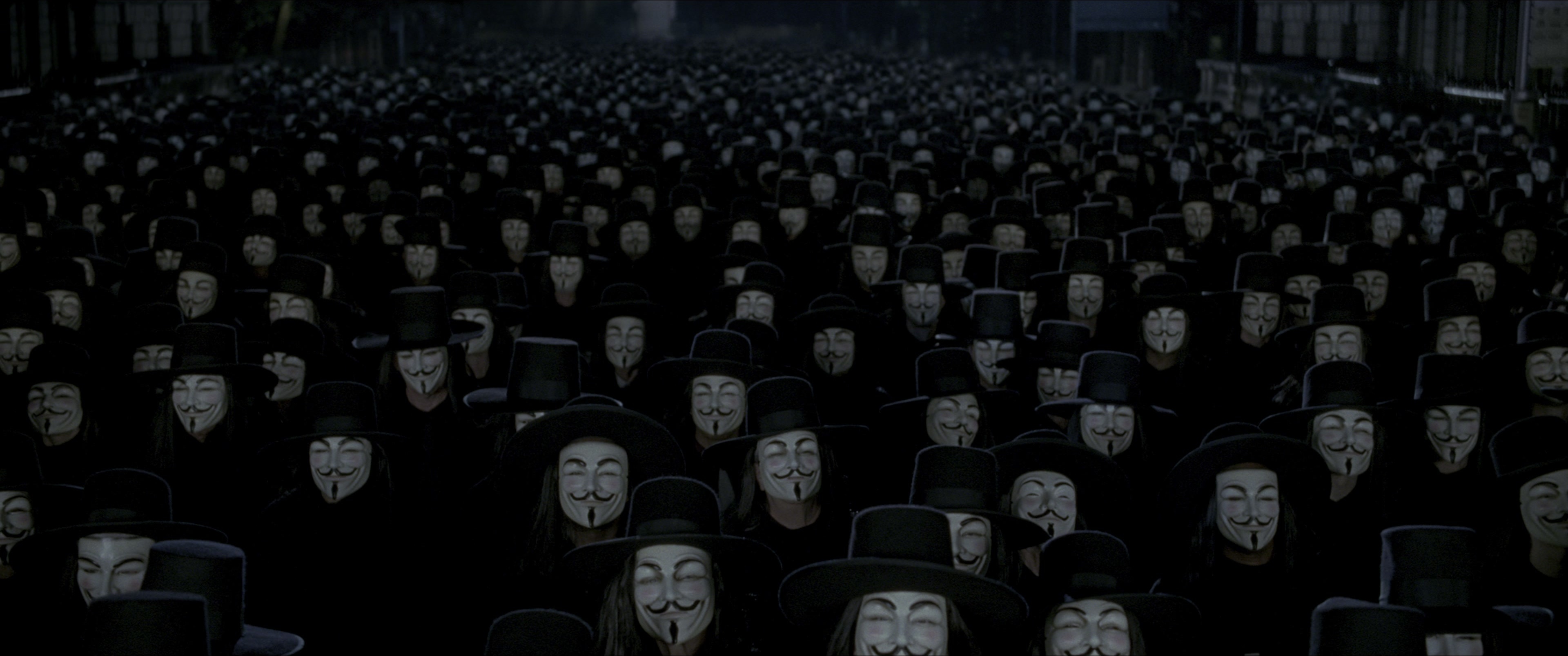 V for Vendetta (2006), wide, 2.39:1 — film still