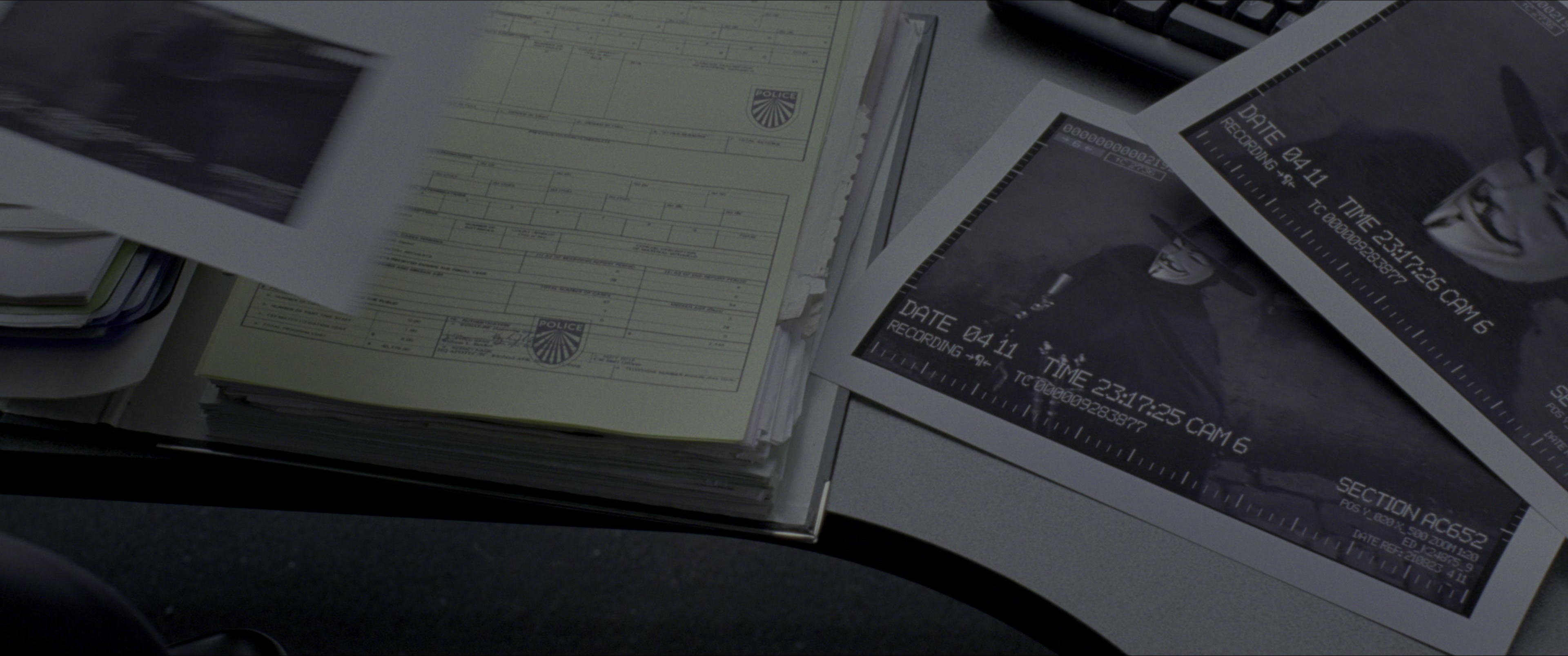 V for Vendetta (2006), wide, 2.39:1 — film still