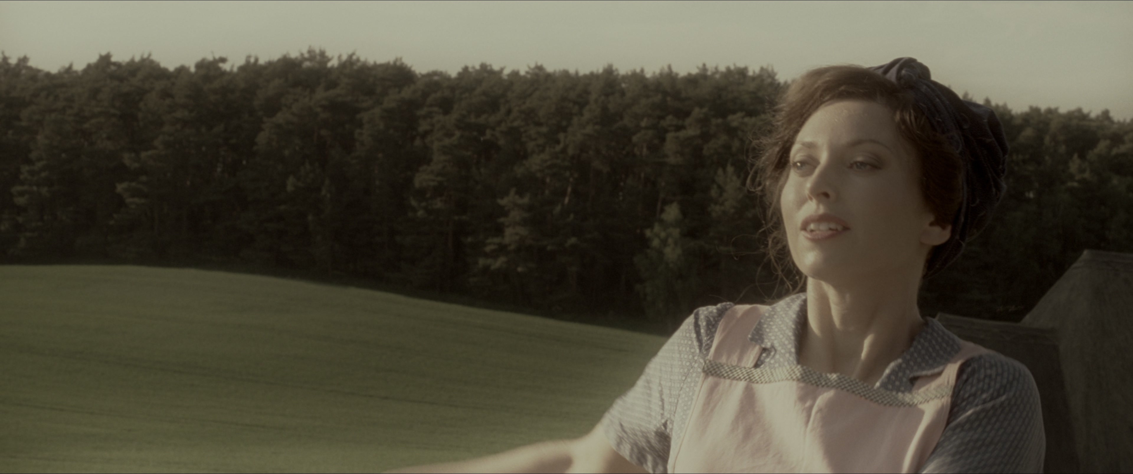 V for Vendetta (2006), wide, 2.39:1 — film still
