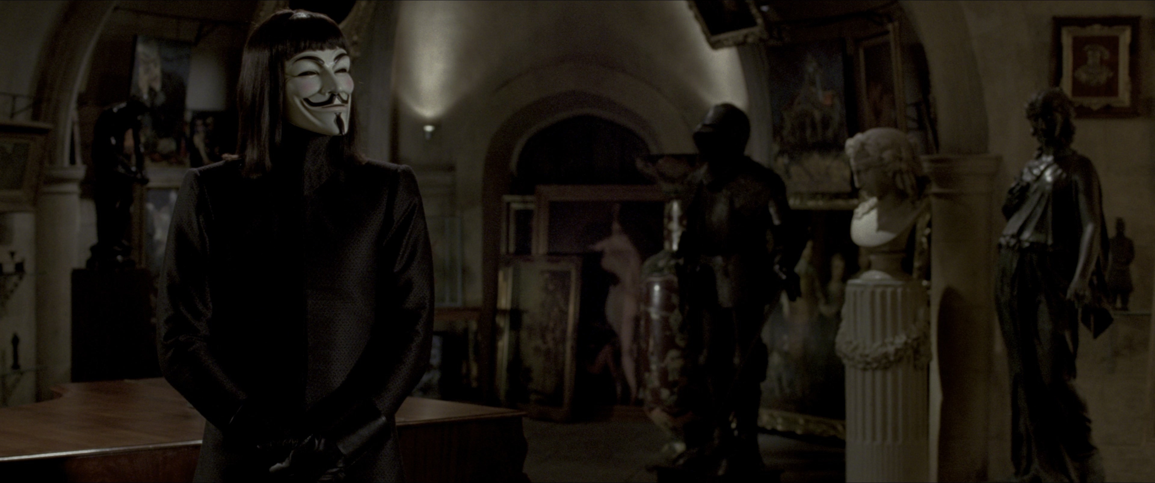 V for Vendetta (2006), wide, 2.39:1 — film still